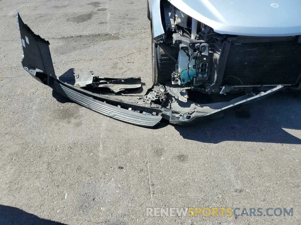 13 fotografías del automóvil dañado 1GNSKPKD7MR112430 CHEVROLET TAHOE 2021