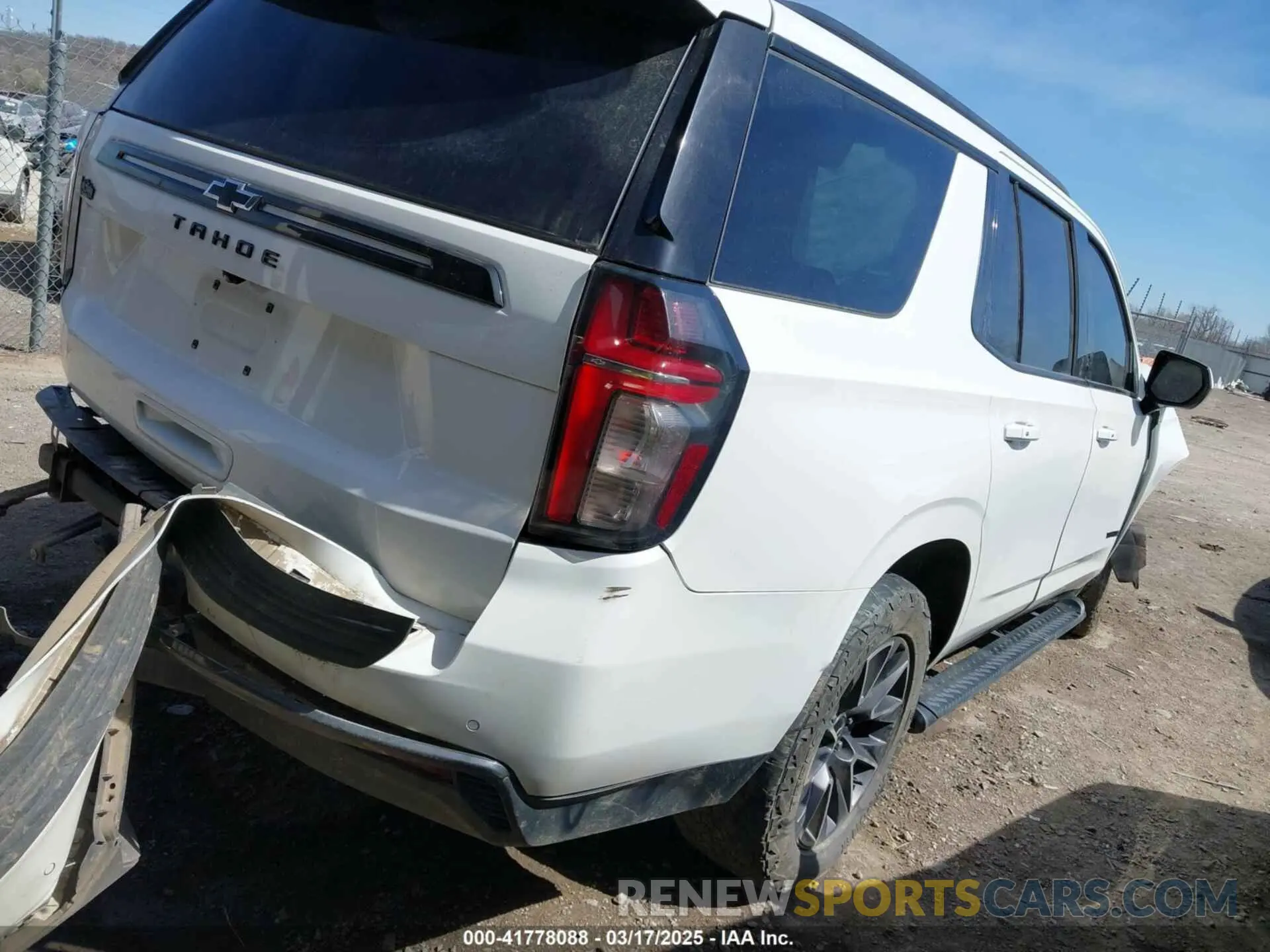 4 fotografías del automóvil dañado 1GNSKPKD7MR117286 CHEVROLET TAHOE 2021
