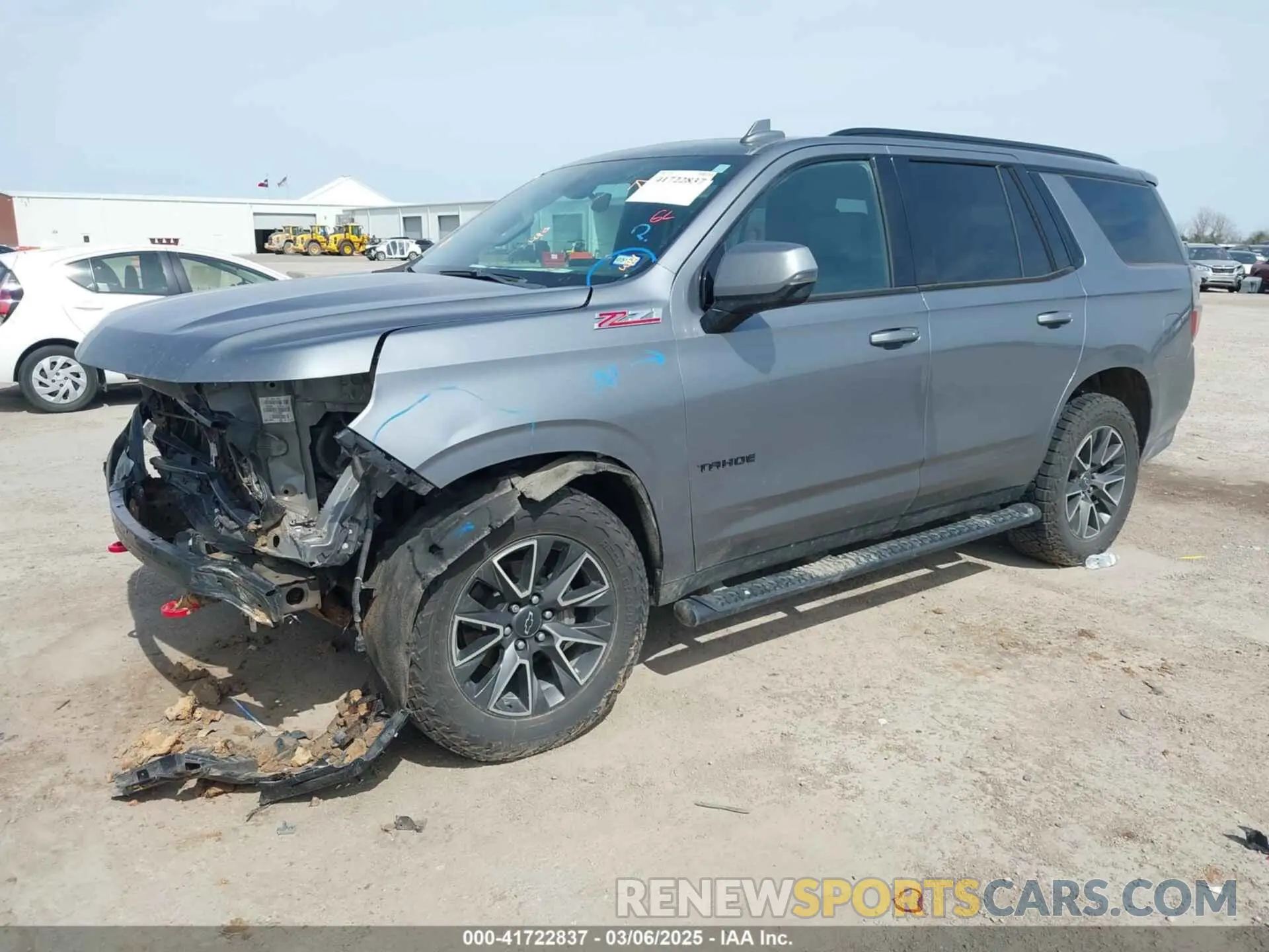 2 fotografías del automóvil dañado 1GNSKPKD9MR324875 CHEVROLET TAHOE 2021