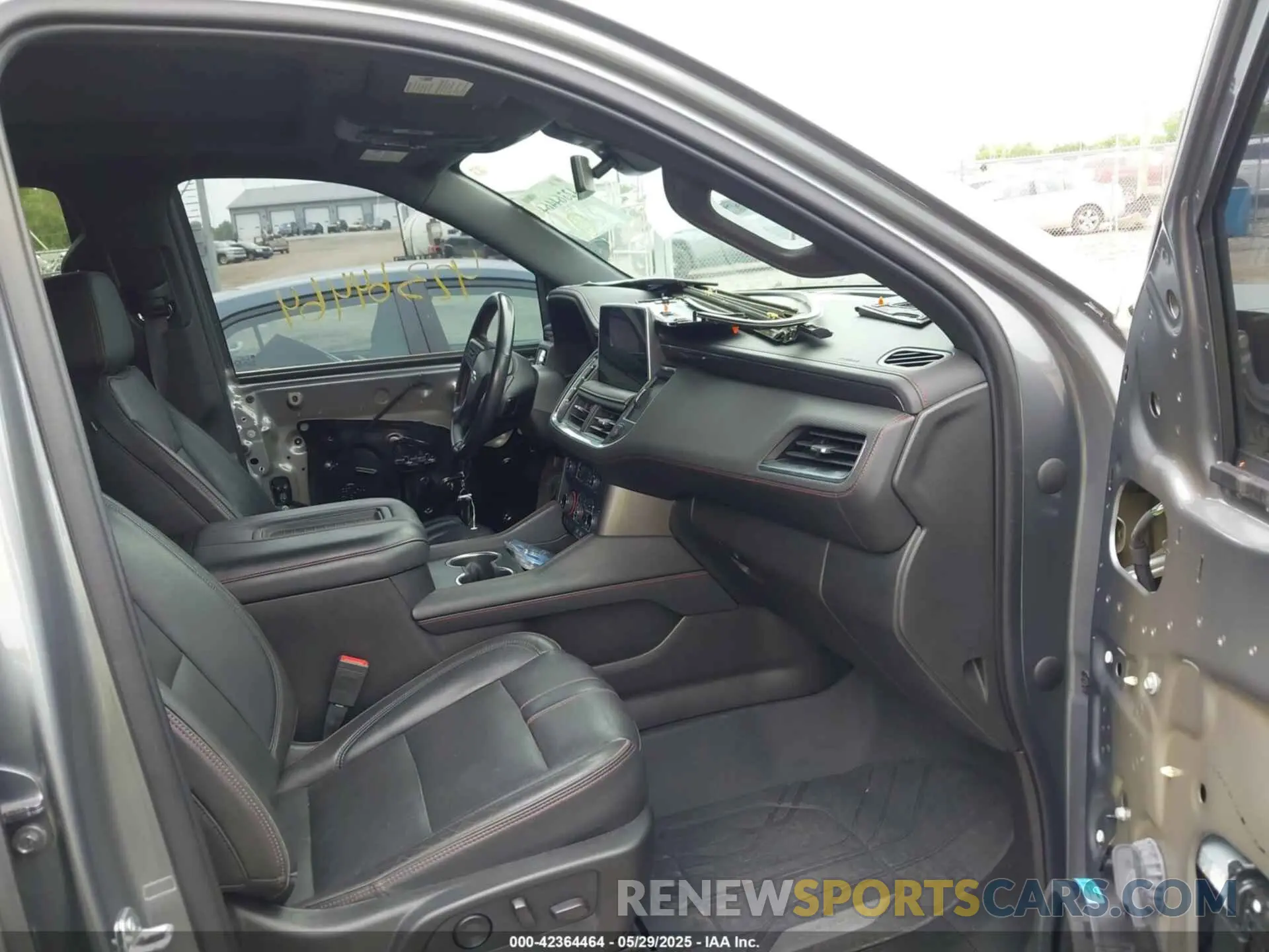 5 fotografías del automóvil dañado 1GNSKRKD8MR208630 CHEVROLET TAHOE 2021