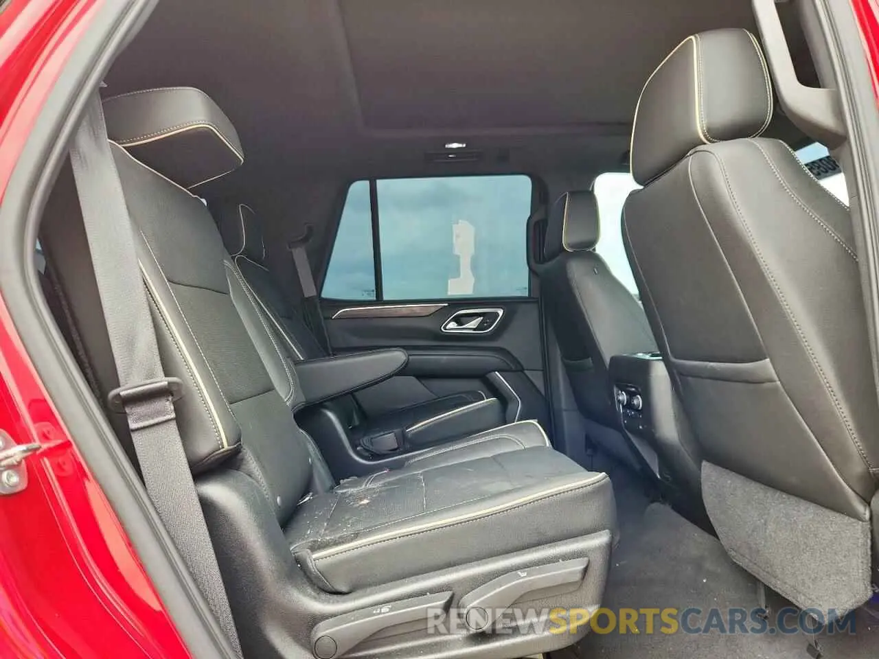 11 fotografías del automóvil dañado 1GNSKSKD7MR131224 CHEVROLET TAHOE 2021