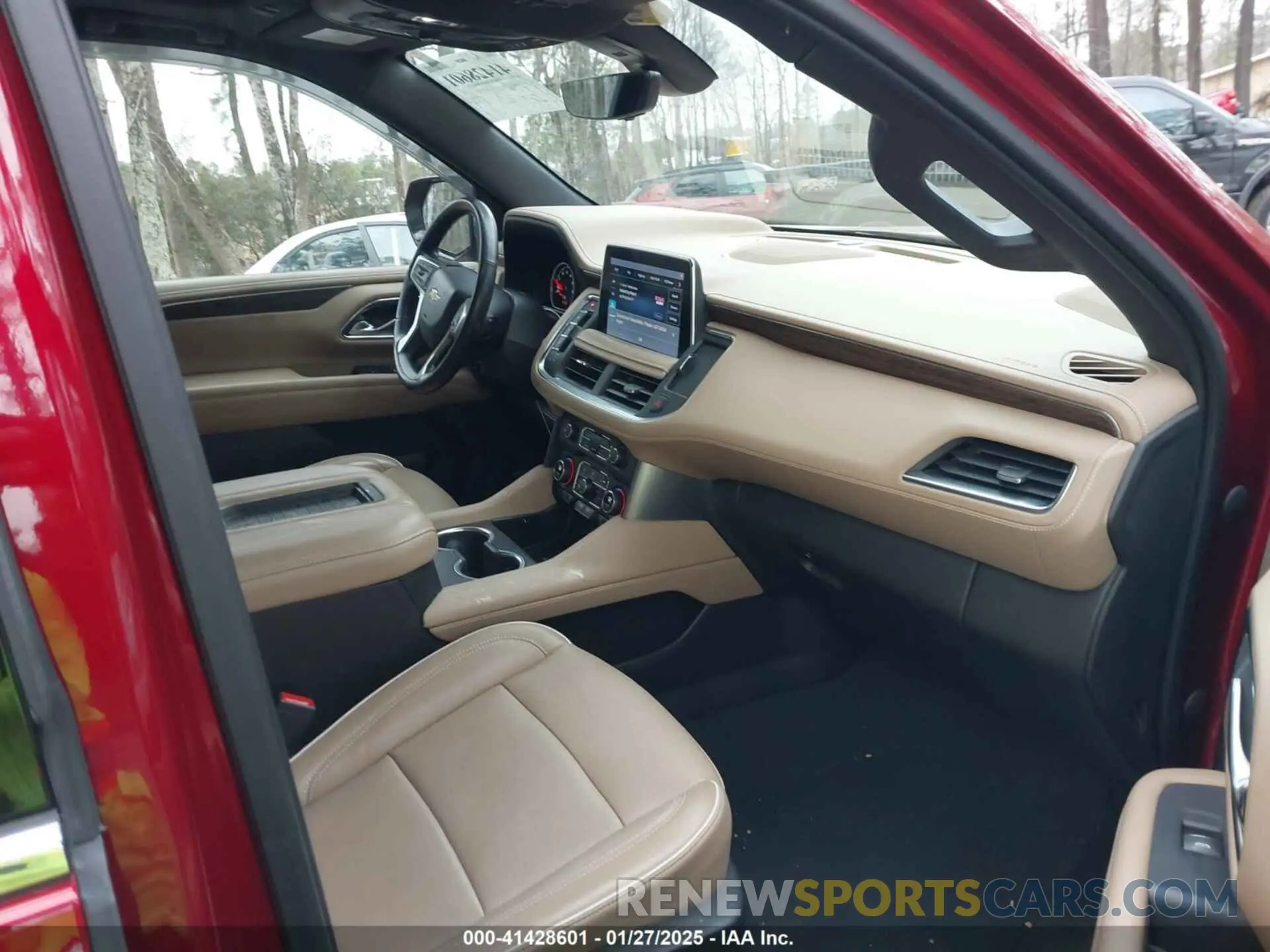 5 fotografías del automóvil dañado 1GNSKSKD8MR184627 CHEVROLET TAHOE 2021