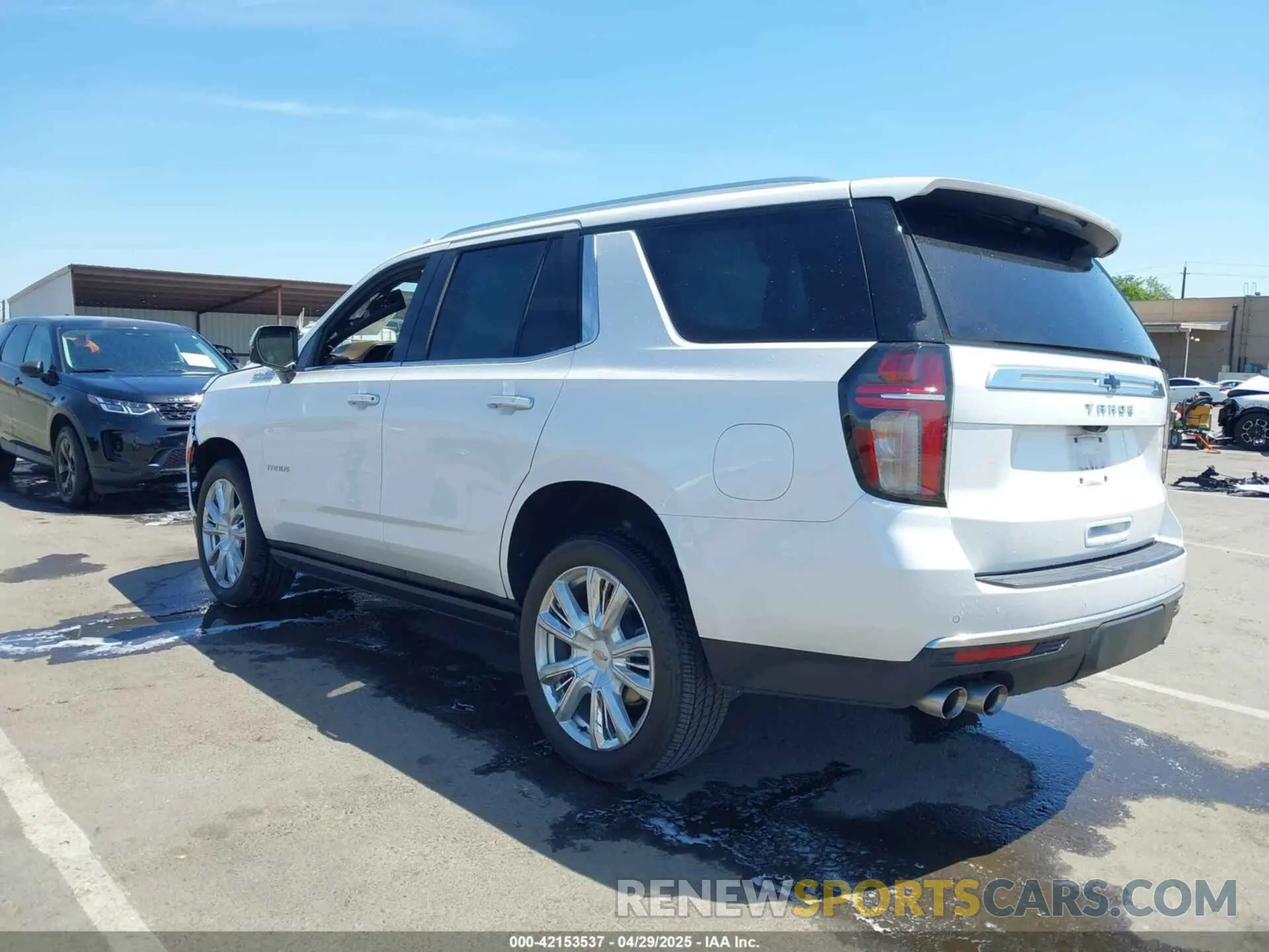 3 fotografías del automóvil dañado 1GNSKTKL5MR125676 CHEVROLET TAHOE 2021