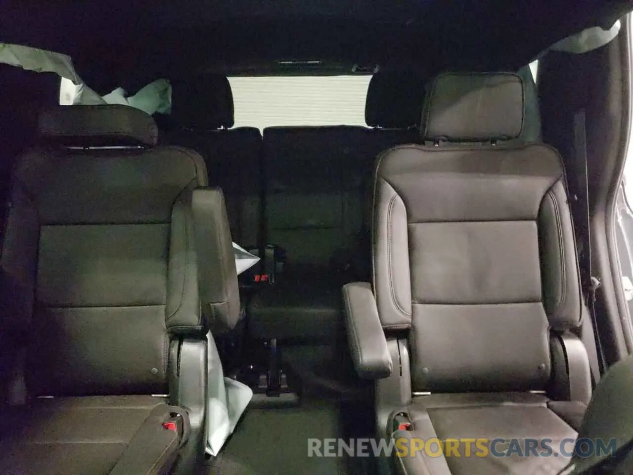 10 fotografías del automóvil dañado 1GNSKTKL8MR314824 CHEVROLET TAHOE 2021