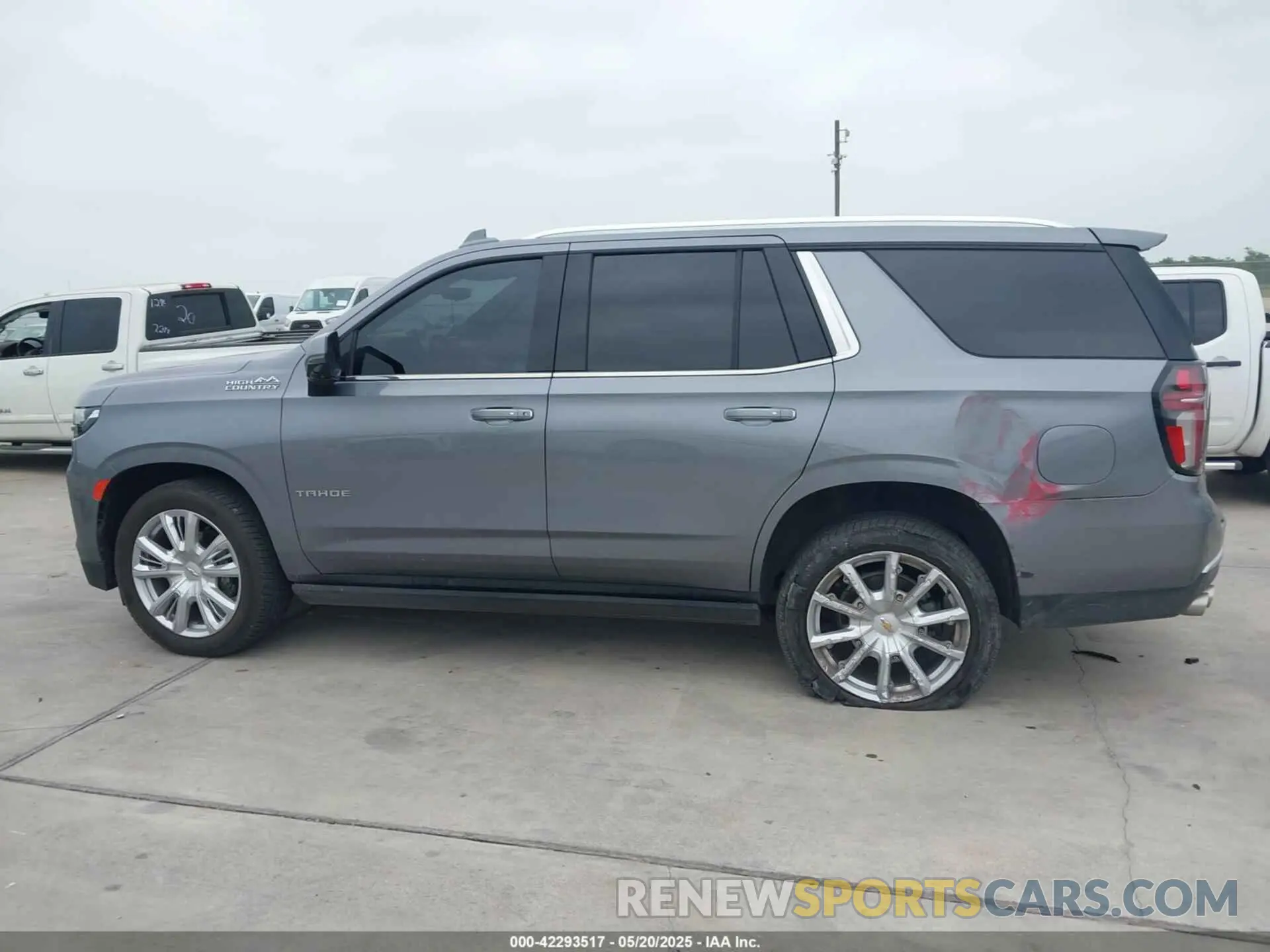 13 fotografías del automóvil dañado 1GNSKTKLXMR361126 CHEVROLET TAHOE 2021