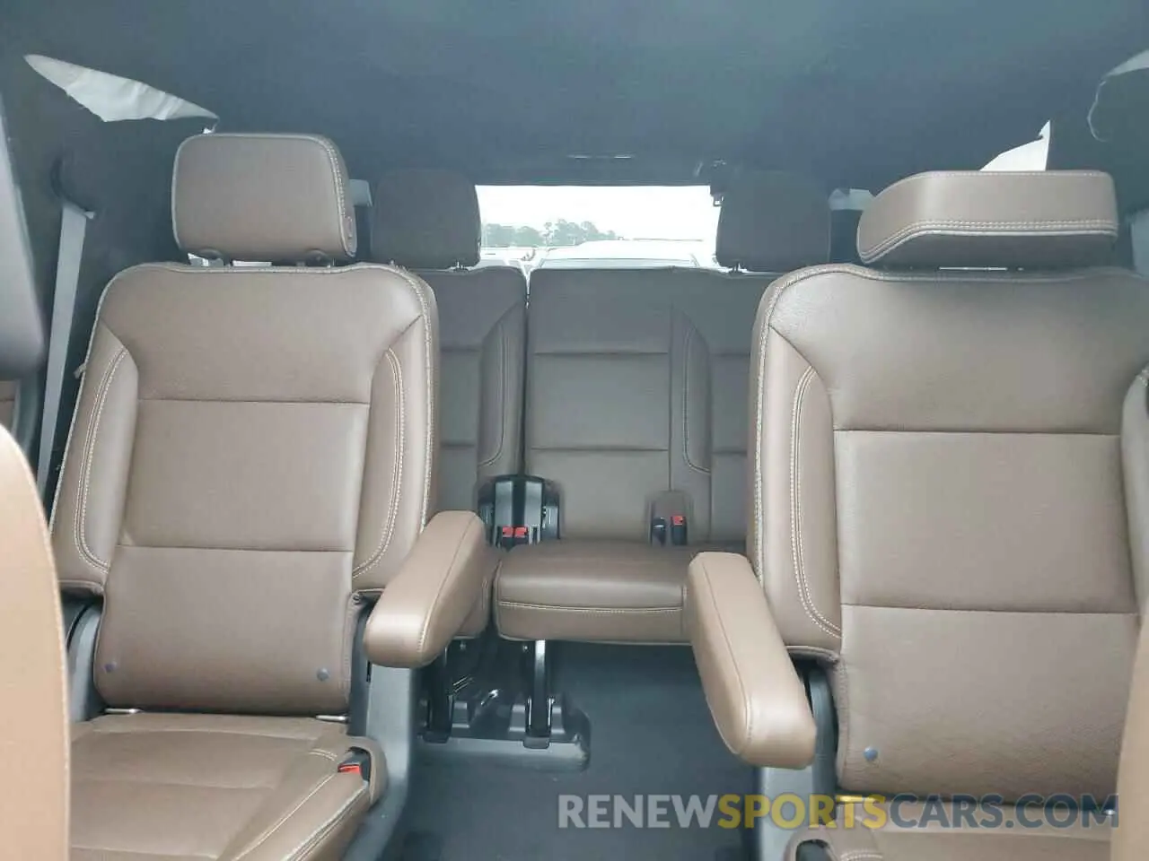 10 fotografías del automóvil dañado 1GNSKTKT8MR474301 CHEVROLET TAHOE 2021