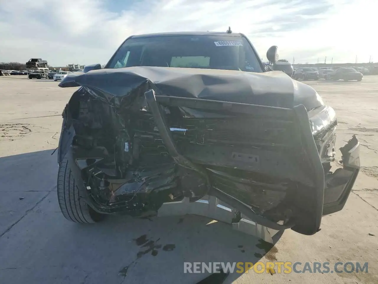 5 fotografías del automóvil dañado 1GNSCLED0NR143392 CHEVROLET TAHOE 2022
