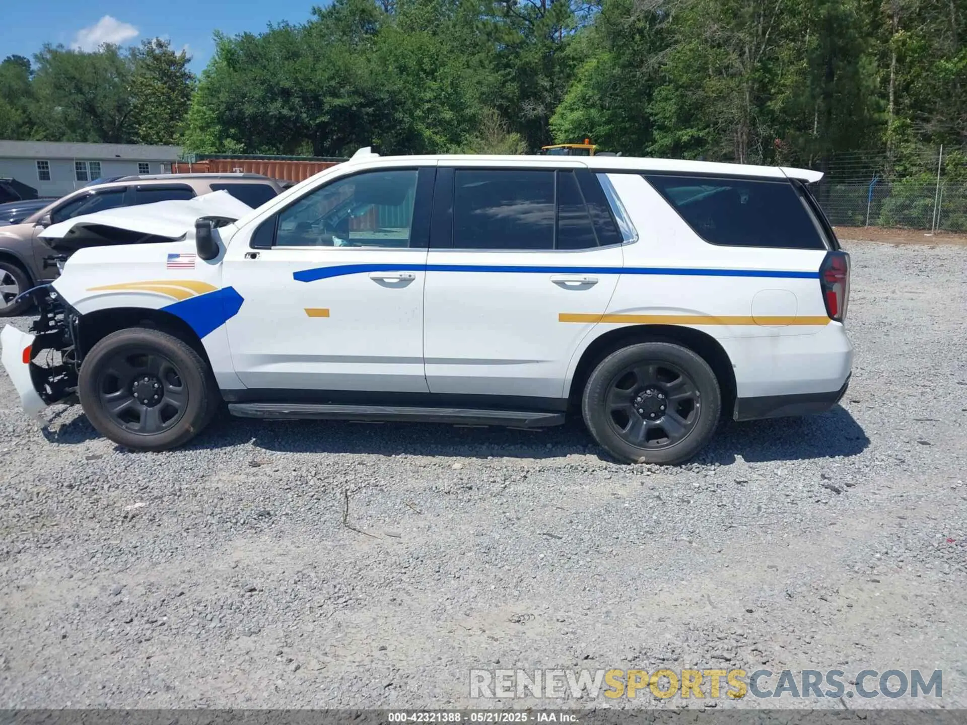 14 fotografías del automóvil dañado 1GNSCLED4NR222340 CHEVROLET TAHOE 2022
