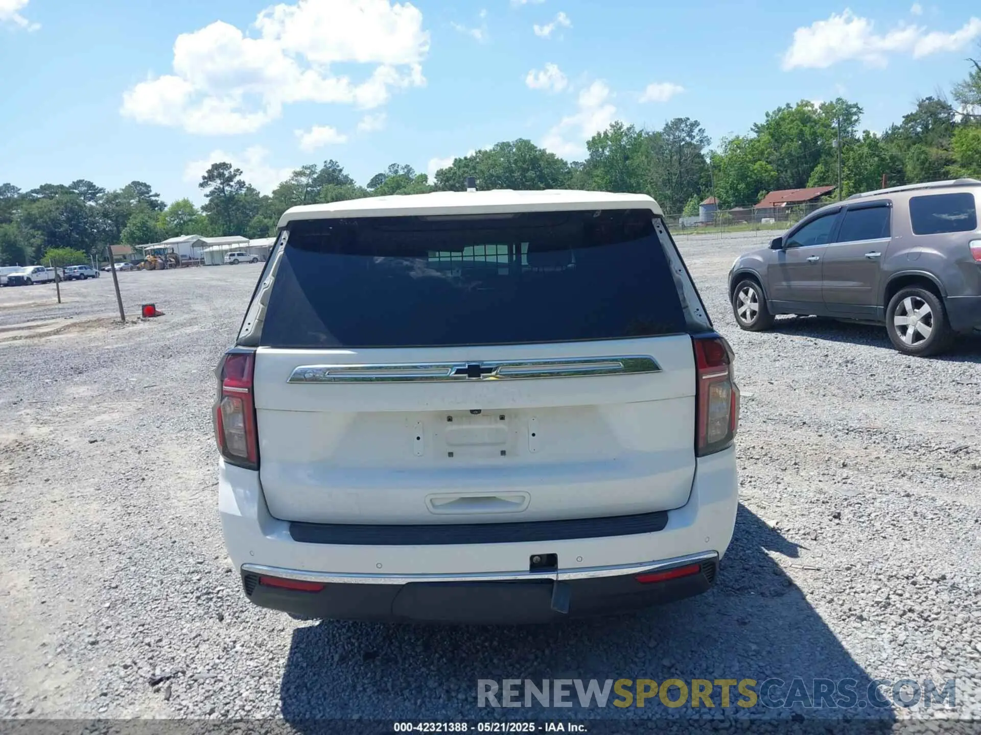 16 fotografías del automóvil dañado 1GNSCLED4NR222340 CHEVROLET TAHOE 2022