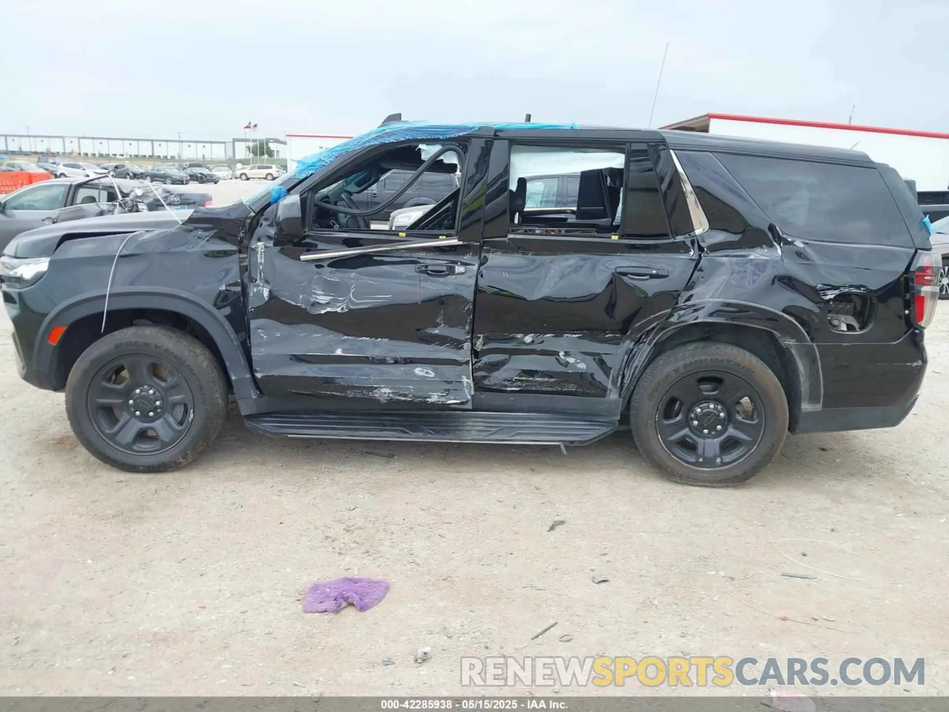 13 fotografías del automóvil dañado 1GNSCLED9NR313278 CHEVROLET TAHOE 2022