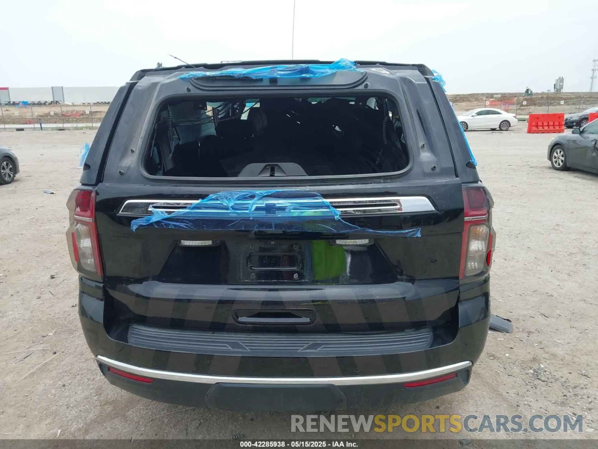 15 fotografías del automóvil dañado 1GNSCLED9NR313278 CHEVROLET TAHOE 2022