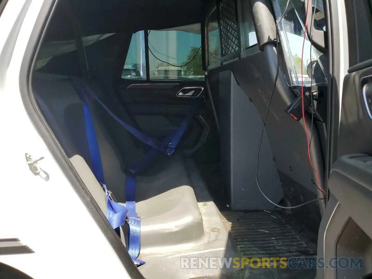 10 fotografías del automóvil dañado 1GNSCLEDXNR221838 CHEVROLET TAHOE 2022