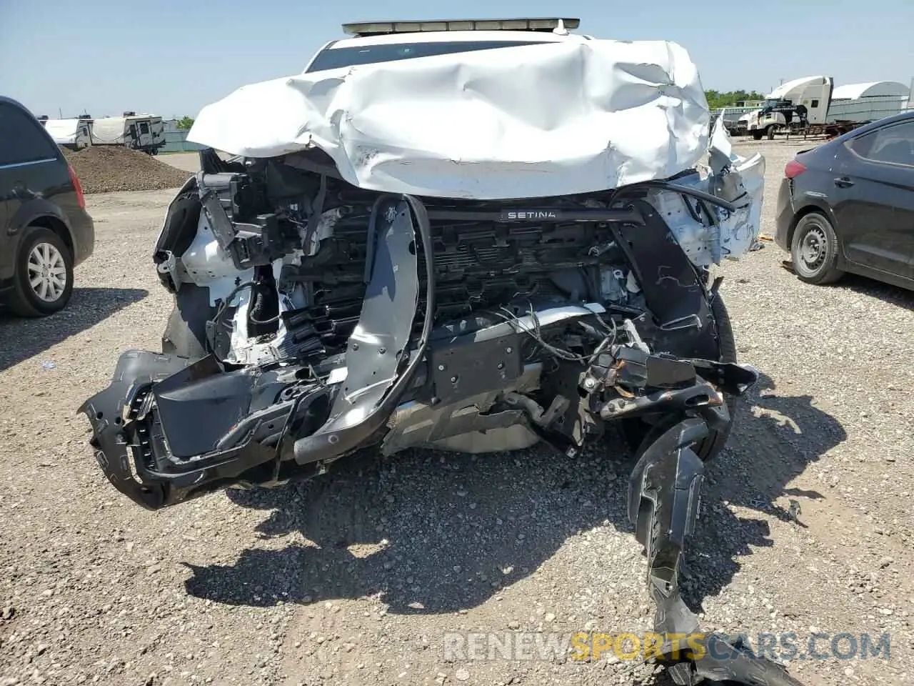 5 fotografías del automóvil dañado 1GNSCLEDXNR221838 CHEVROLET TAHOE 2022