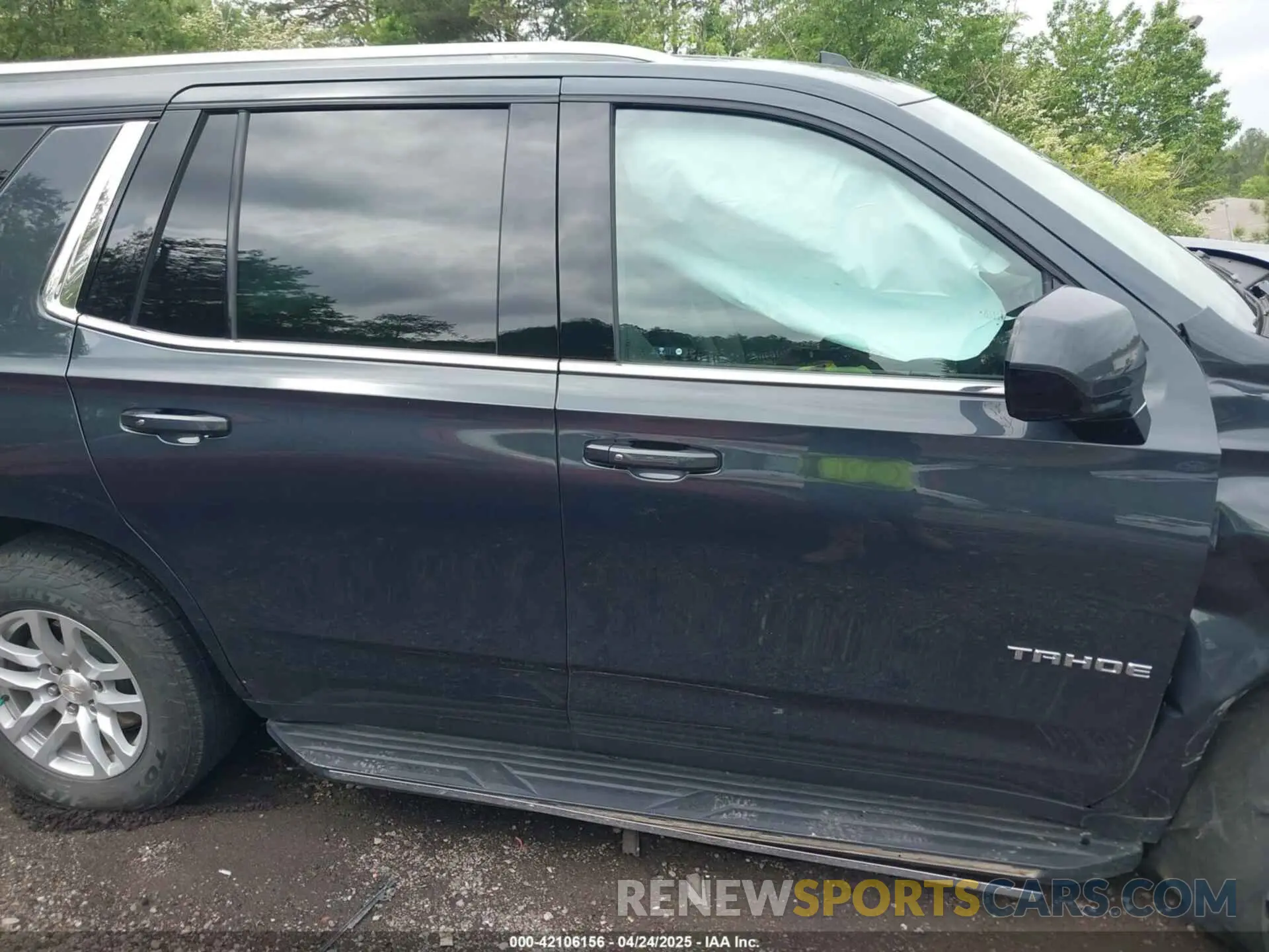 14 fotografías del automóvil dañado 1GNSCMKD3NR210819 CHEVROLET TAHOE 2022