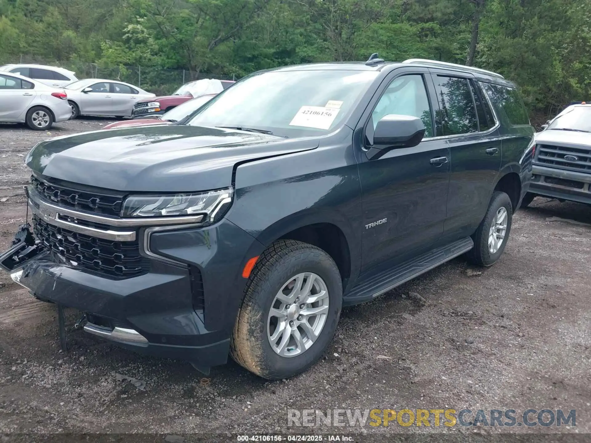 2 fotografías del automóvil dañado 1GNSCMKD3NR210819 CHEVROLET TAHOE 2022
