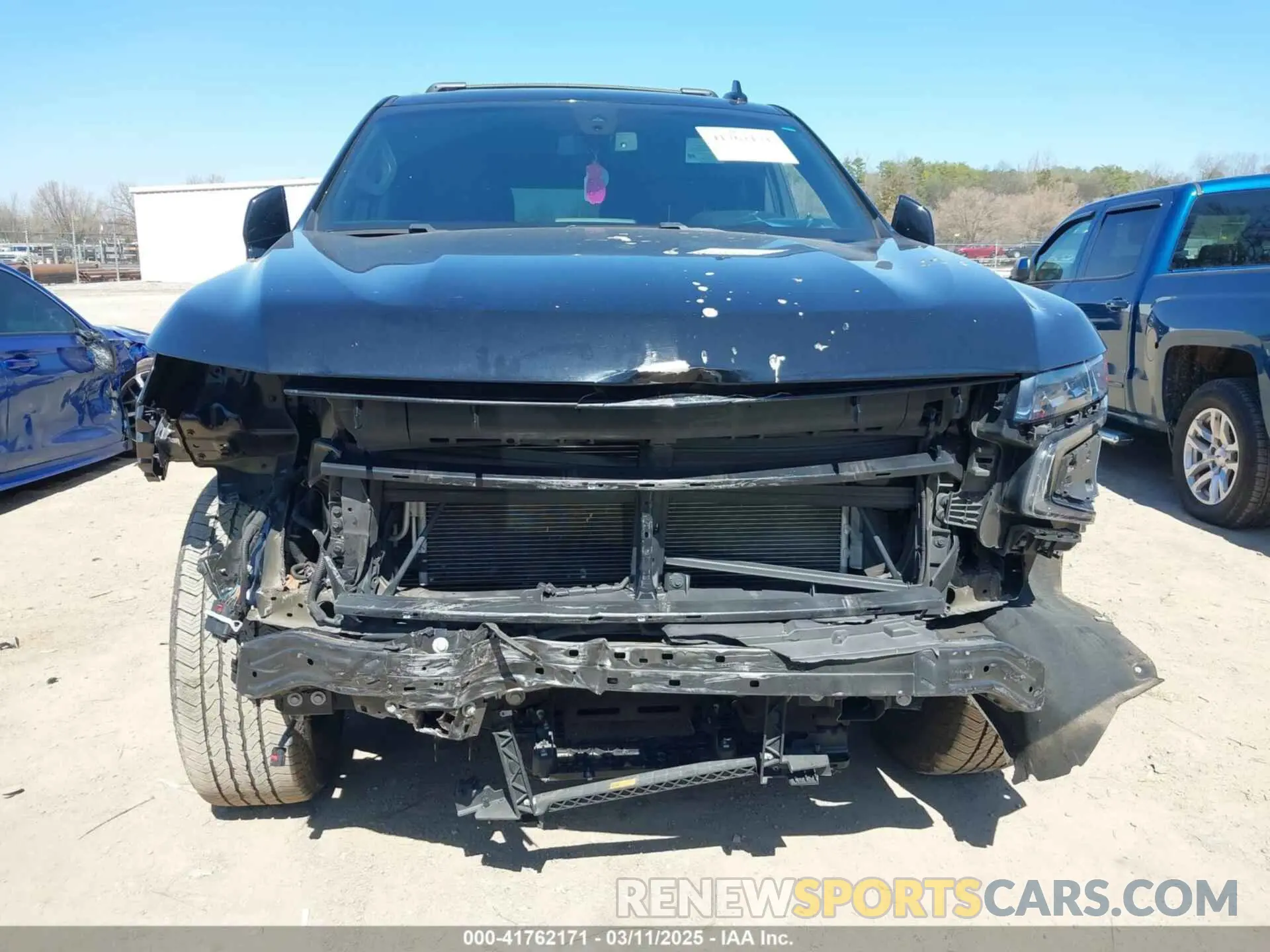 13 fotografías del automóvil dañado 1GNSCNKD7NR113287 CHEVROLET TAHOE 2022