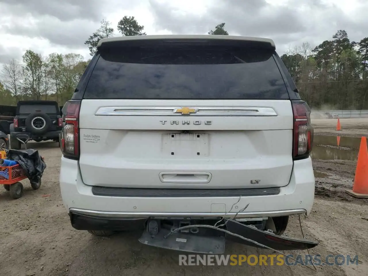 6 fotografías del automóvil dañado 1GNSCNKDXNR200696 CHEVROLET TAHOE 2022
