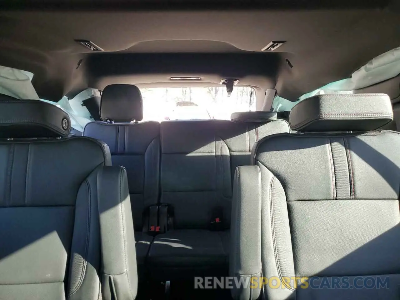 10 fotografías del automóvil dañado 1GNSCRKD0NR177064 CHEVROLET TAHOE 2022