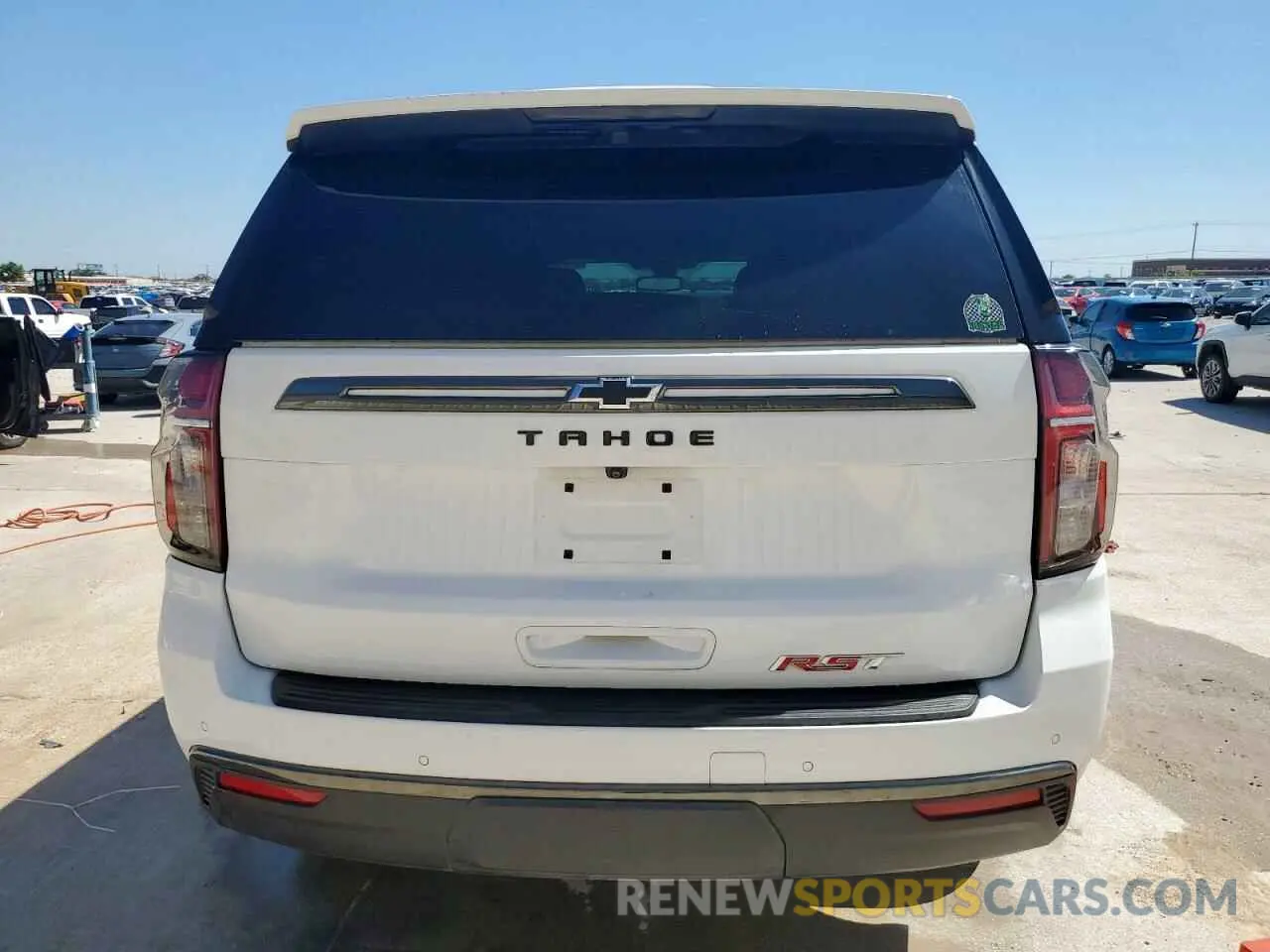 6 fotografías del automóvil dañado 1GNSCRKD1NR337890 CHEVROLET TAHOE 2022