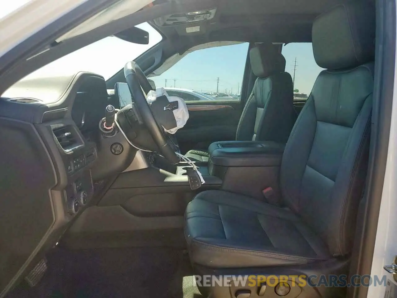 7 fotografías del automóvil dañado 1GNSCRKD1NR337890 CHEVROLET TAHOE 2022