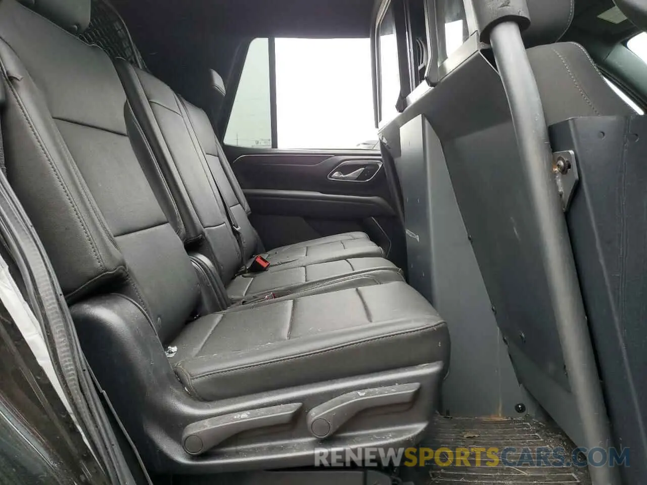 11 fotografías del automóvil dañado 1GNSKLED7NR319518 CHEVROLET TAHOE 2022