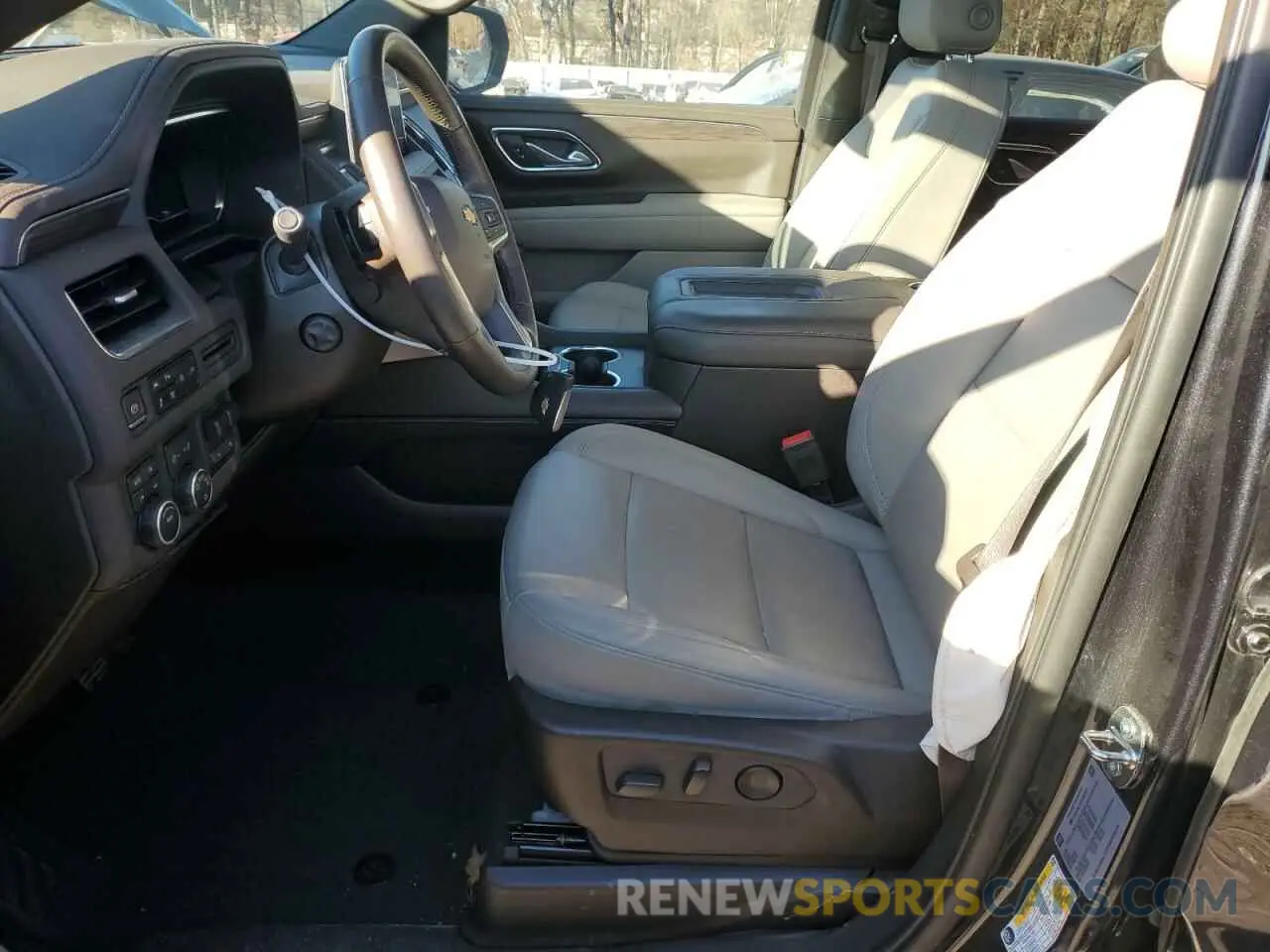 7 fotografías del automóvil dañado 1GNSKNKD2NR309561 CHEVROLET TAHOE 2022
