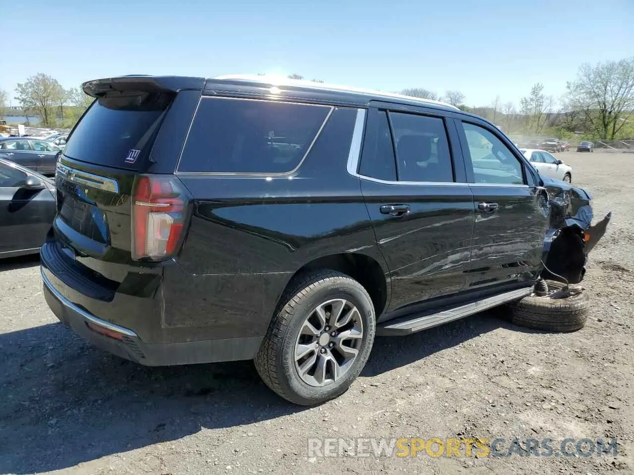 3 fotografías del automóvil dañado 1GNSKNKD2NR331107 CHEVROLET TAHOE 2022