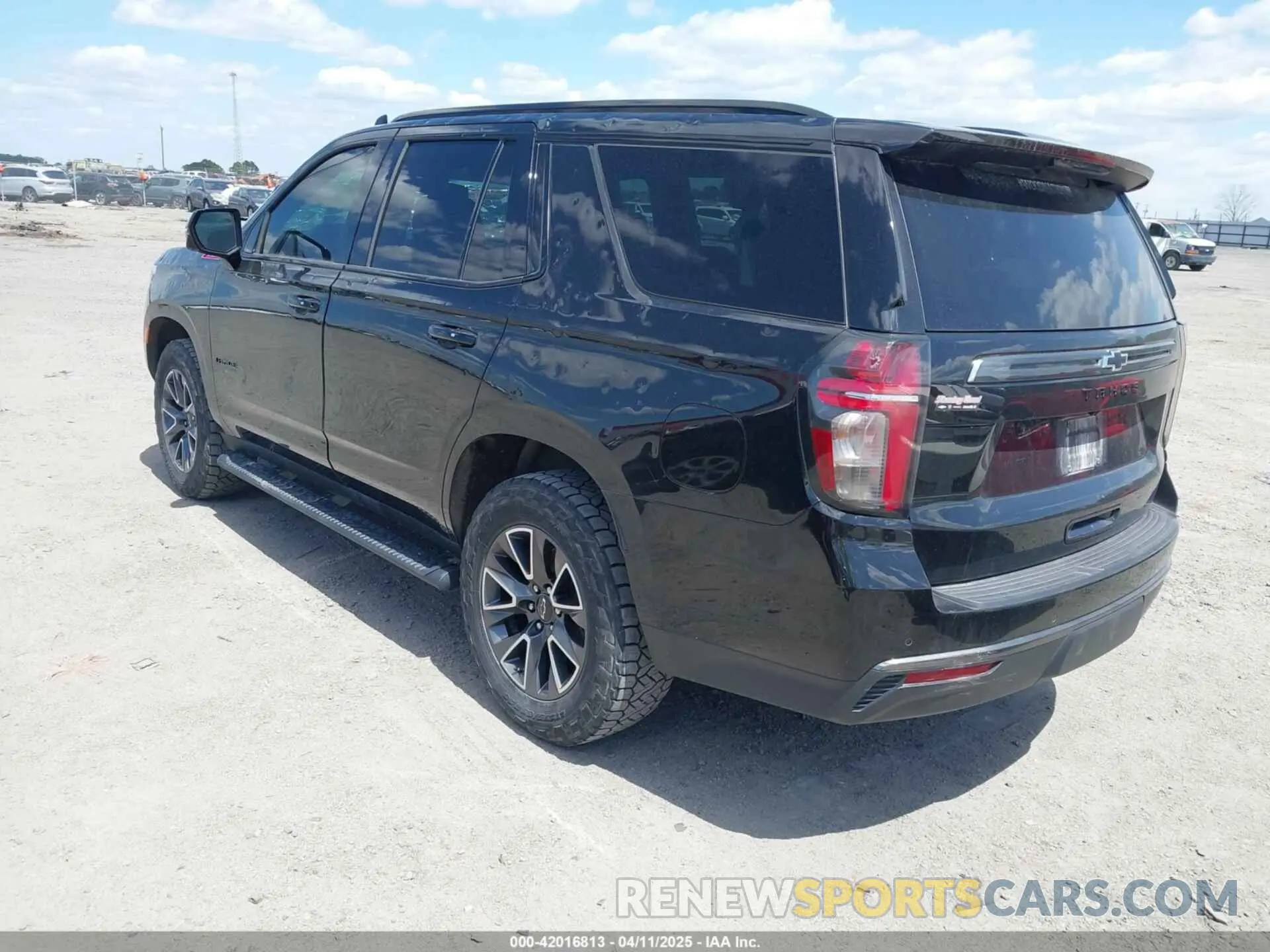 3 fotografías del automóvil dañado 1GNSKPKD2NR174478 CHEVROLET TAHOE 2022