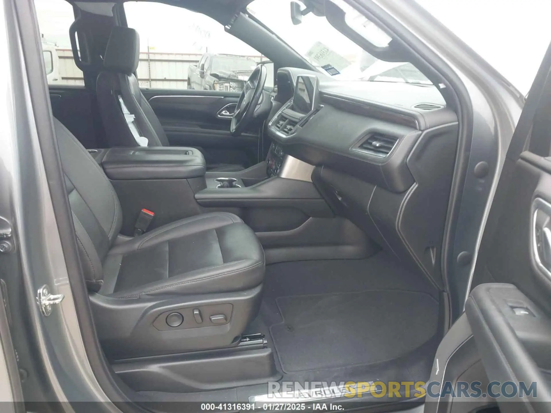 5 fotografías del automóvil dañado 1GNSKPKD3NR304672 CHEVROLET TAHOE 2022