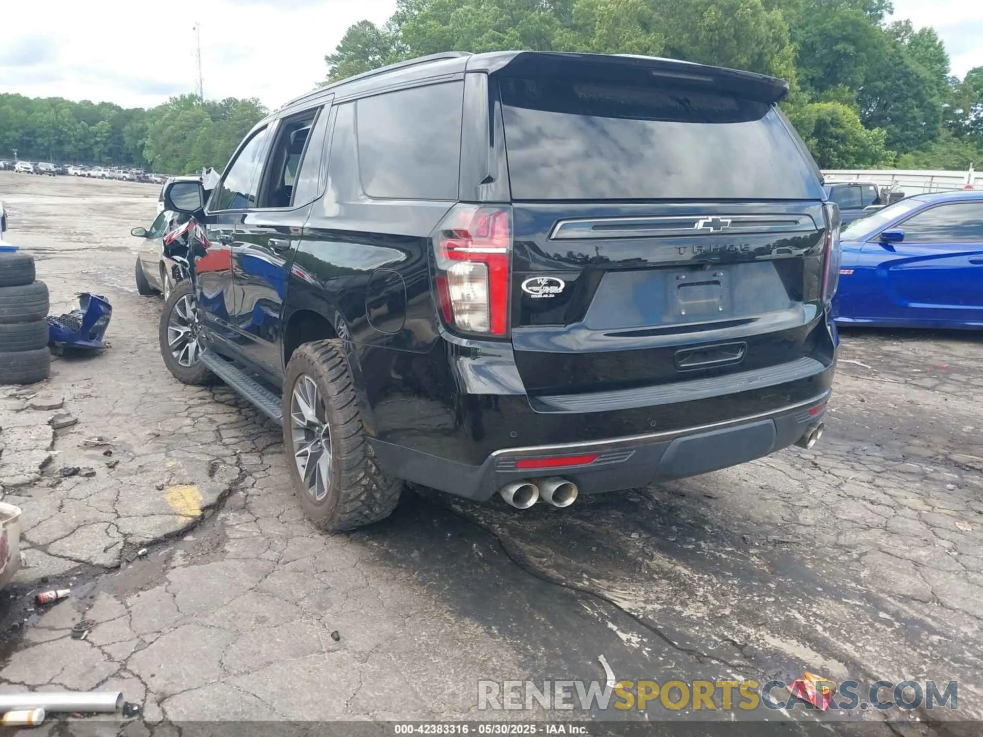 3 fotografías del automóvil dañado 1GNSKPKL8NR103860 CHEVROLET TAHOE 2022