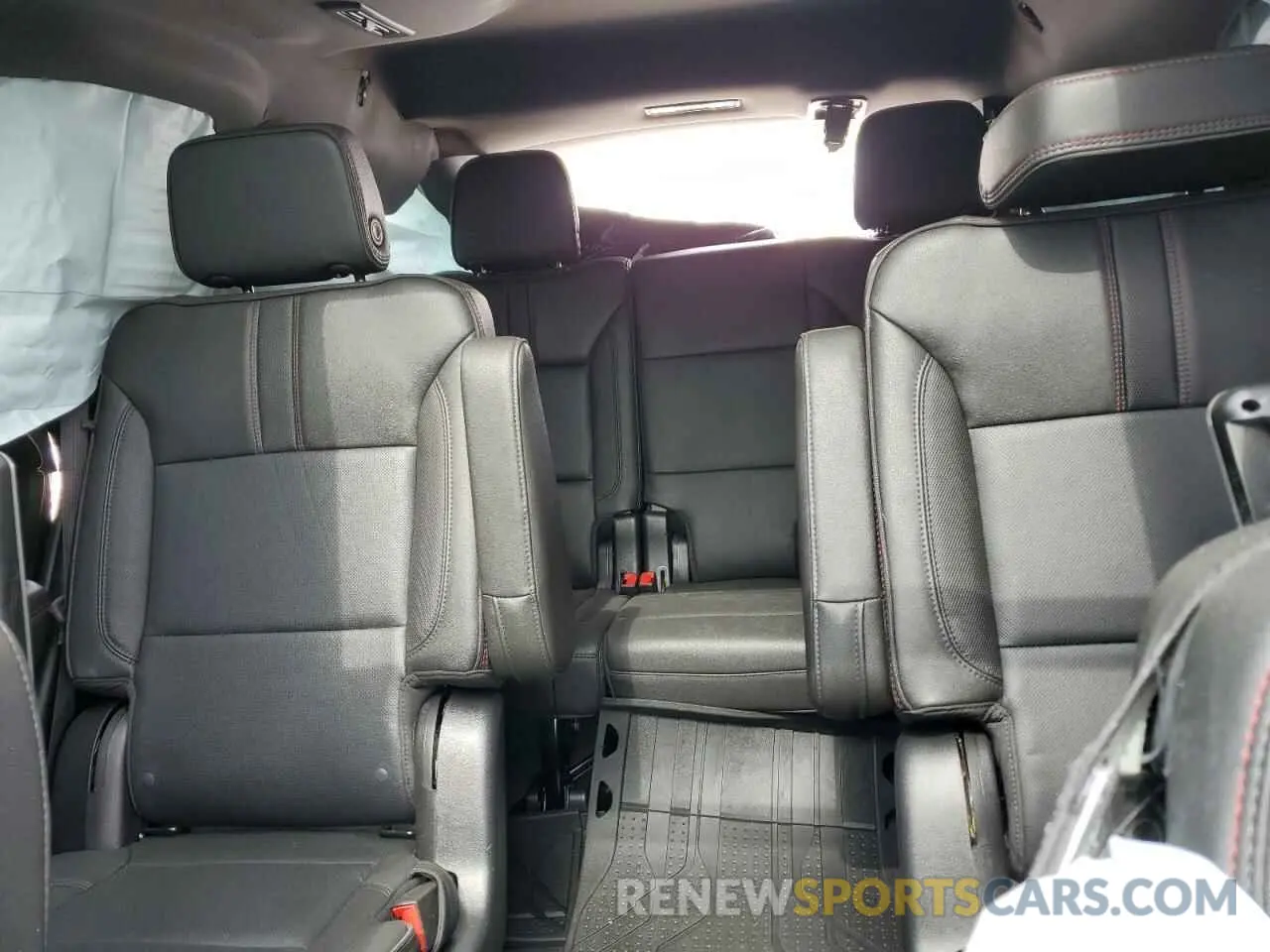10 fotografías del automóvil dañado 1GNSKRKD0NR338287 CHEVROLET TAHOE 2022