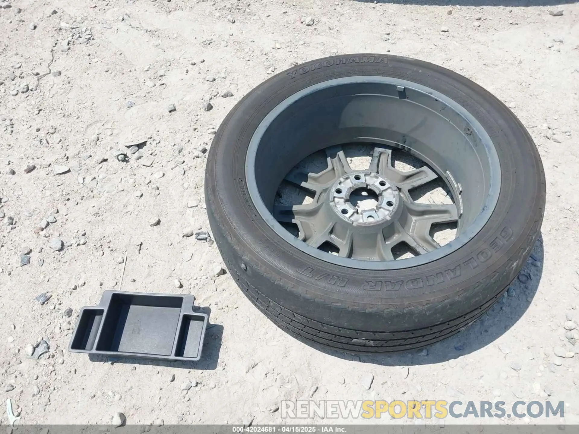 12 fotografías del automóvil dañado 1GNSKRKD4NR193528 CHEVROLET TAHOE 2022