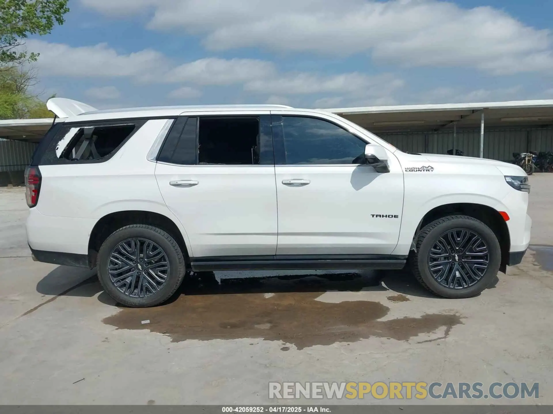 14 fotografías del automóvil dañado 1GNSKTKL5NR349094 CHEVROLET TAHOE 2022