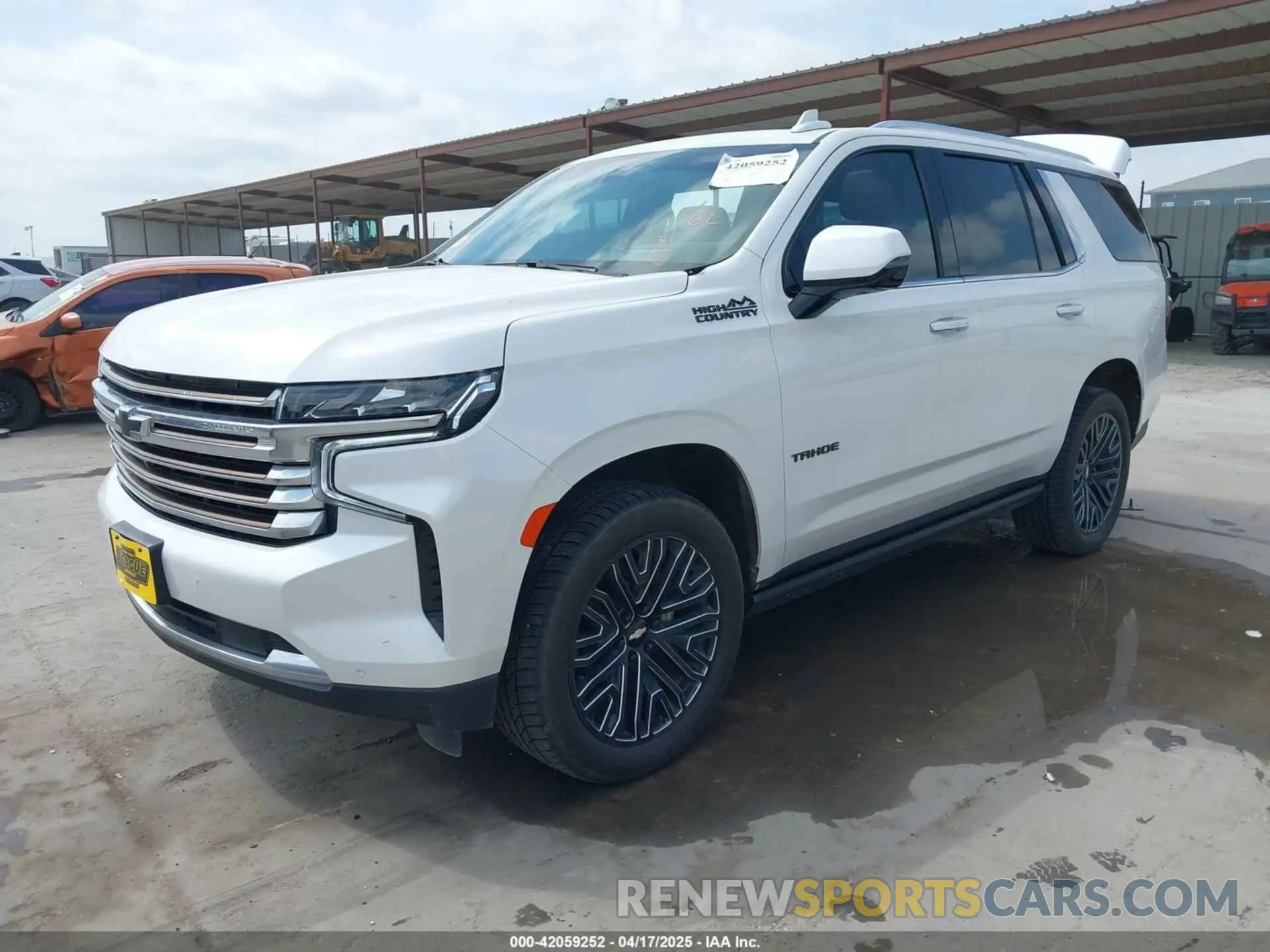 2 fotografías del automóvil dañado 1GNSKTKL5NR349094 CHEVROLET TAHOE 2022
