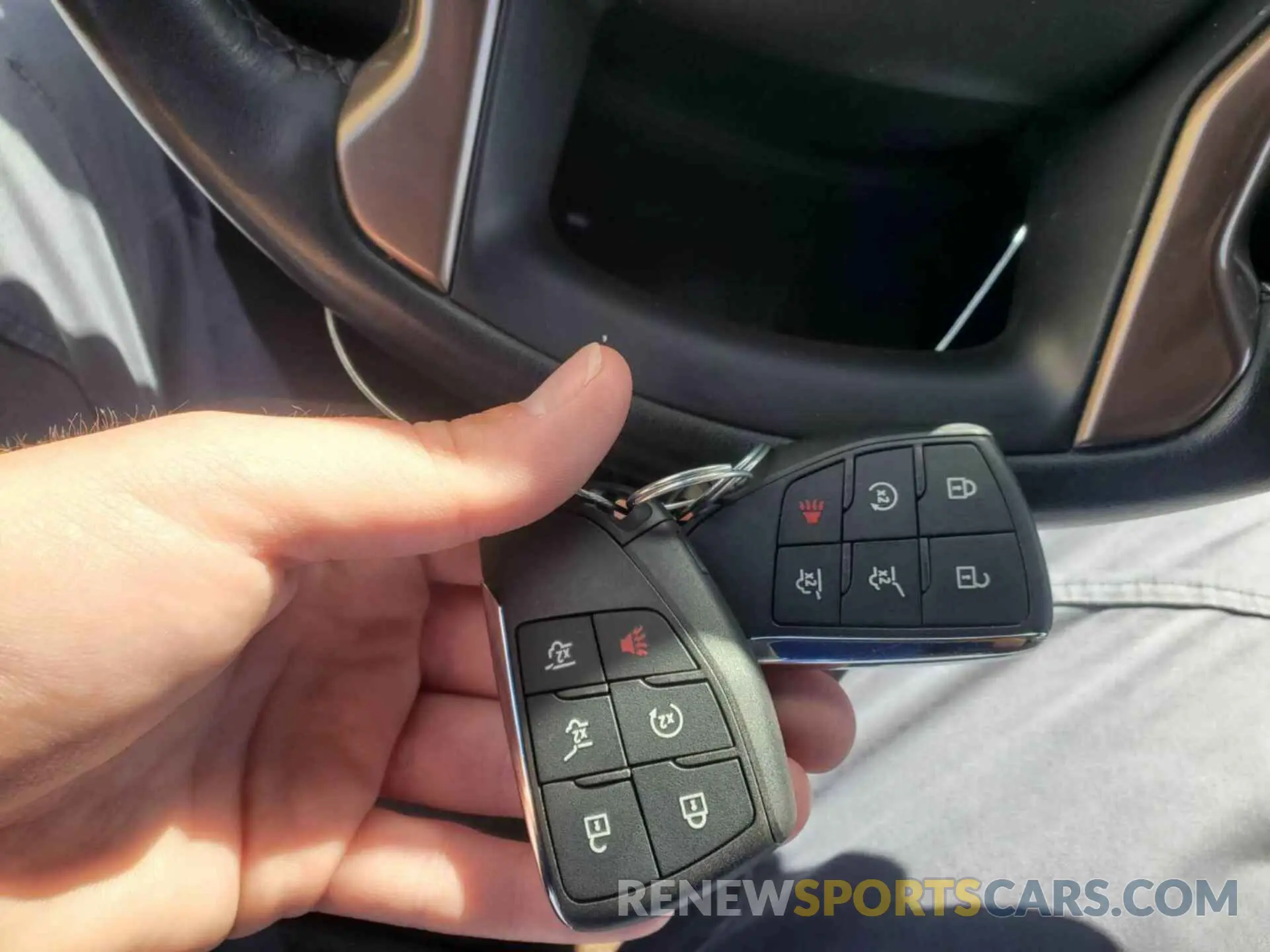 12 fotografías del automóvil dañado 1GNSKTKL6NR147963 CHEVROLET TAHOE 2022
