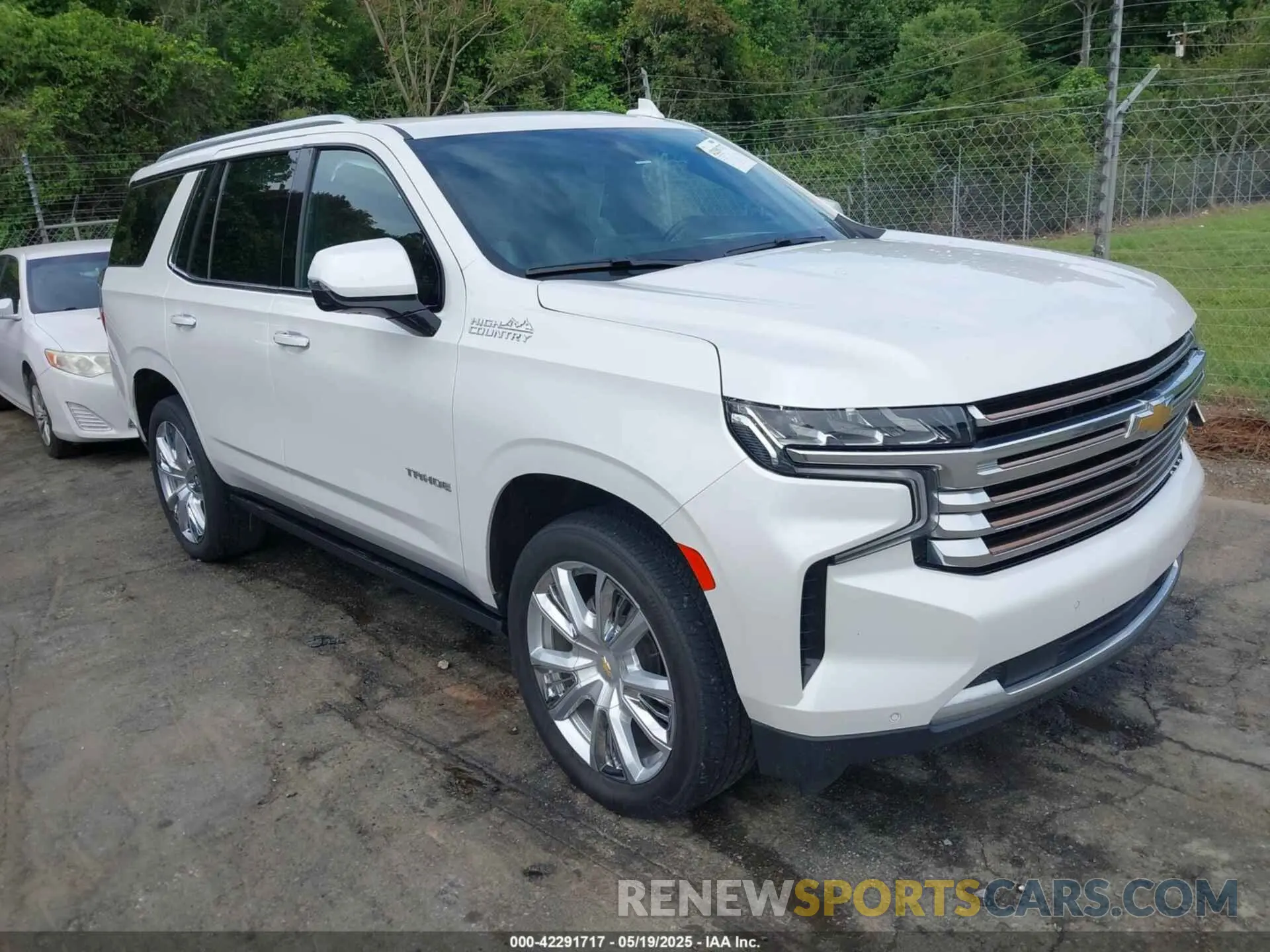 1 fotografías del automóvil dañado 1GNSKTKL9NR261567 CHEVROLET TAHOE 2022