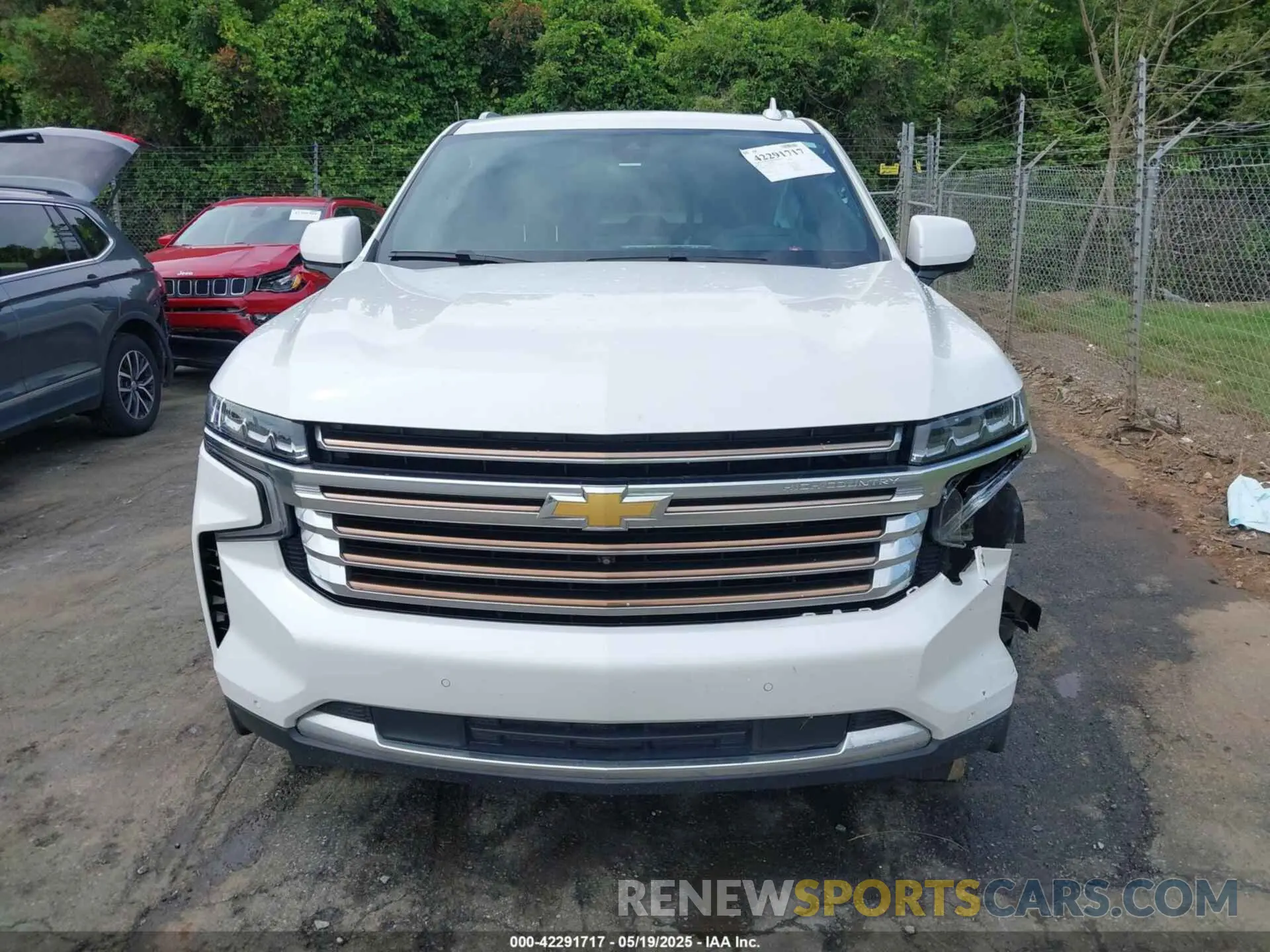 12 fotografías del automóvil dañado 1GNSKTKL9NR261567 CHEVROLET TAHOE 2022