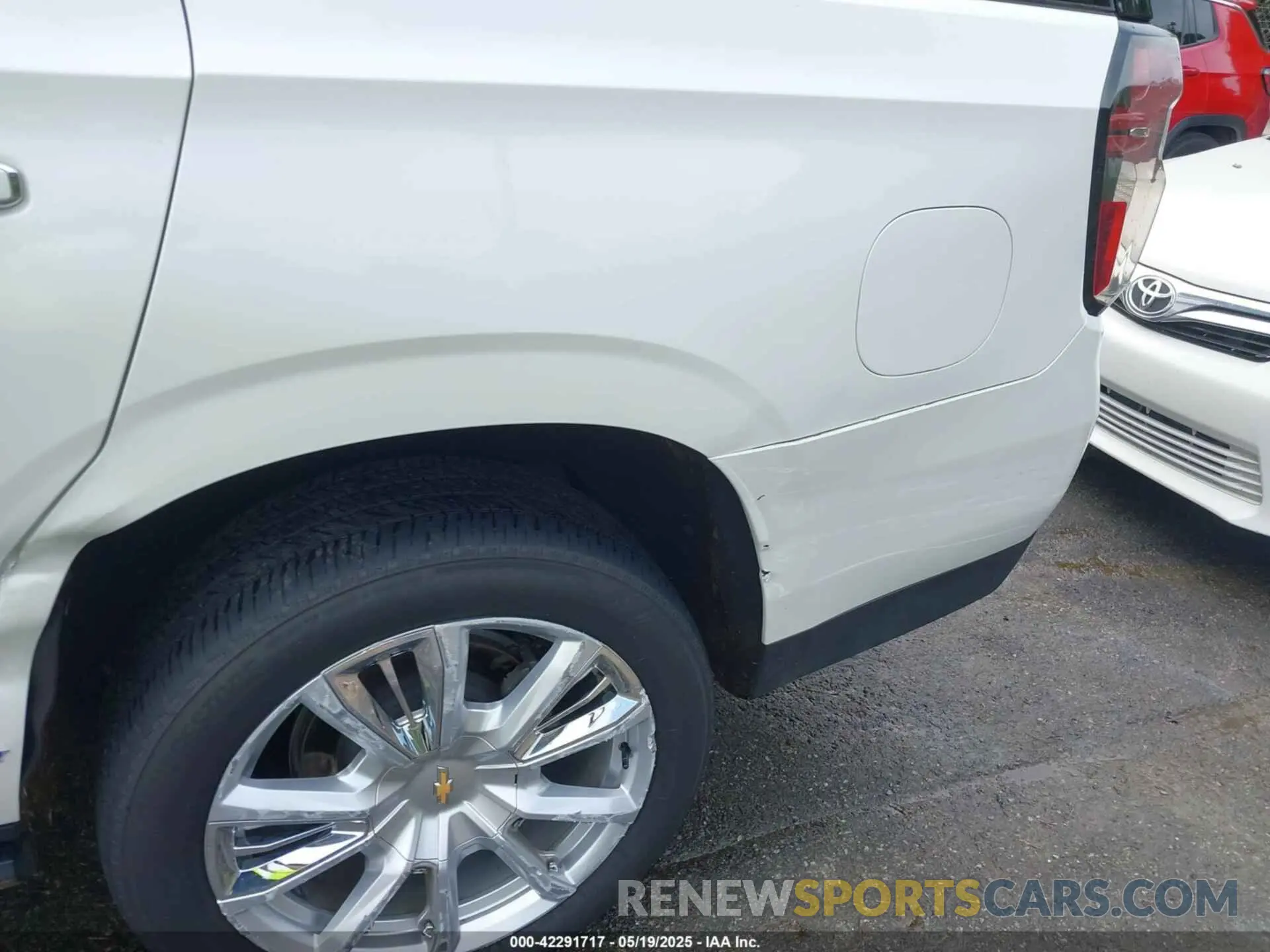 18 fotografías del automóvil dañado 1GNSKTKL9NR261567 CHEVROLET TAHOE 2022