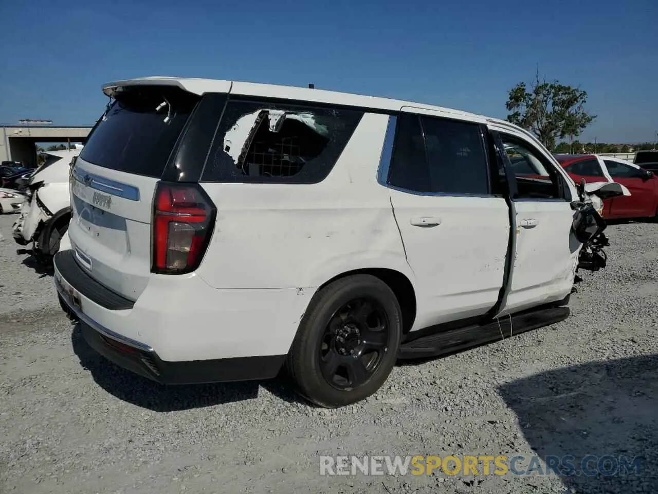 3 fotografías del automóvil dañado 1GBSCLED2PR328687 CHEVROLET TAHOE 2023