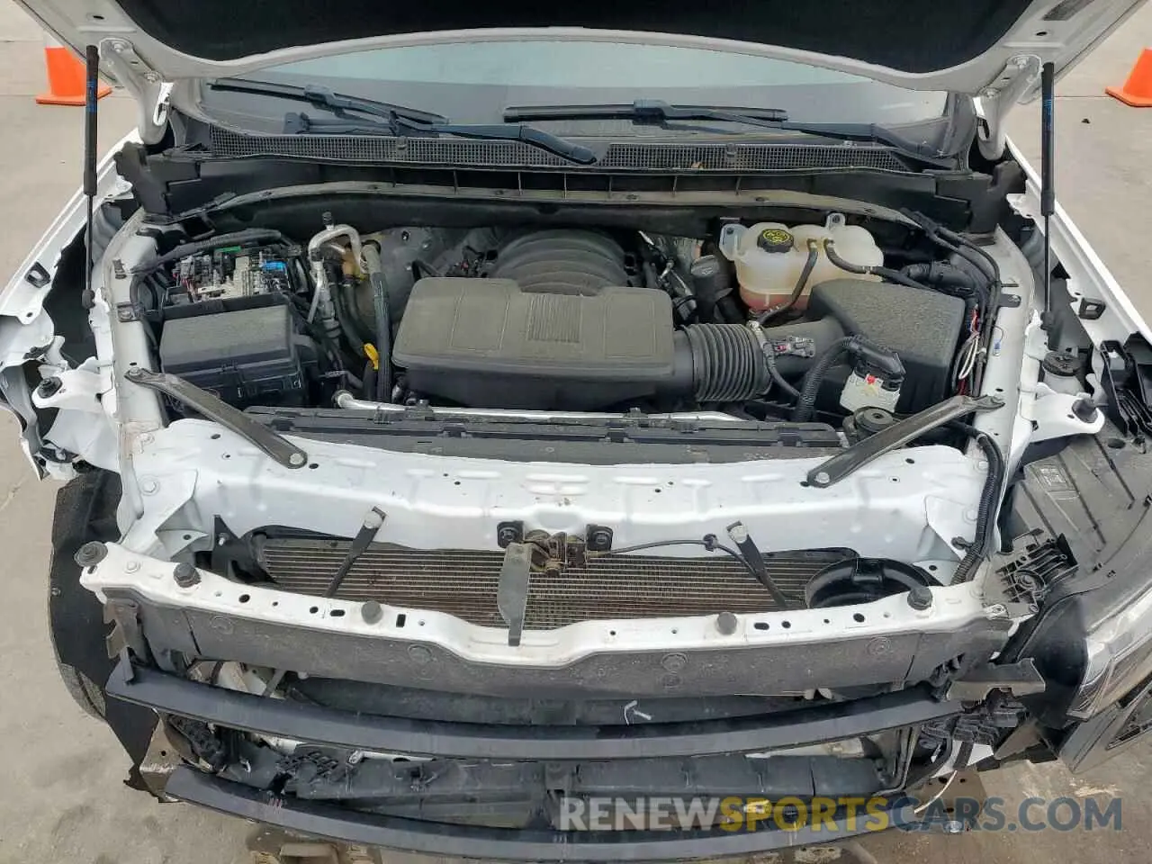 12 fotografías del automóvil dañado 1GNSCLED2PR429361 CHEVROLET TAHOE 2023
