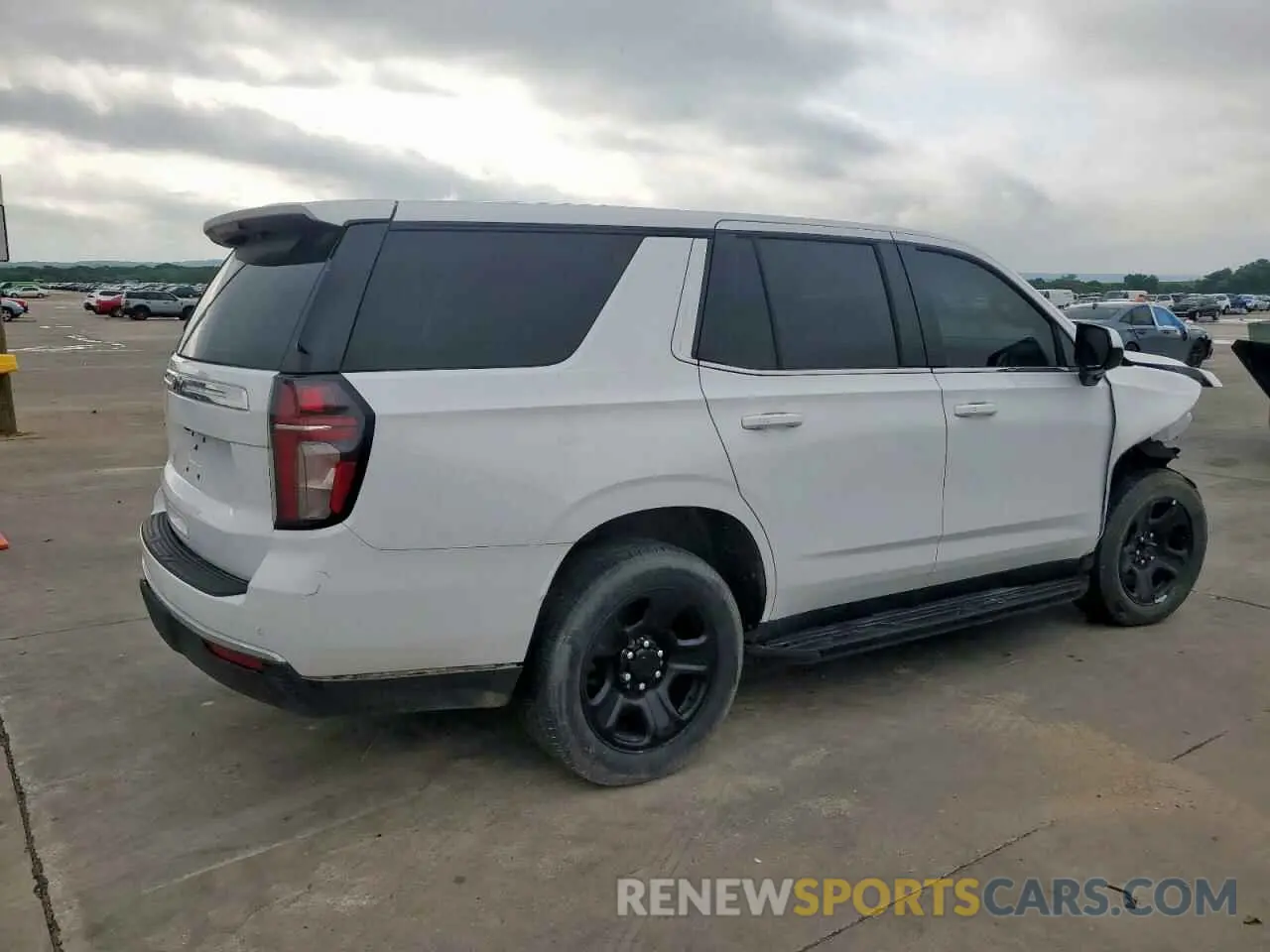 3 fotografías del automóvil dañado 1GNSCLED2PR429361 CHEVROLET TAHOE 2023