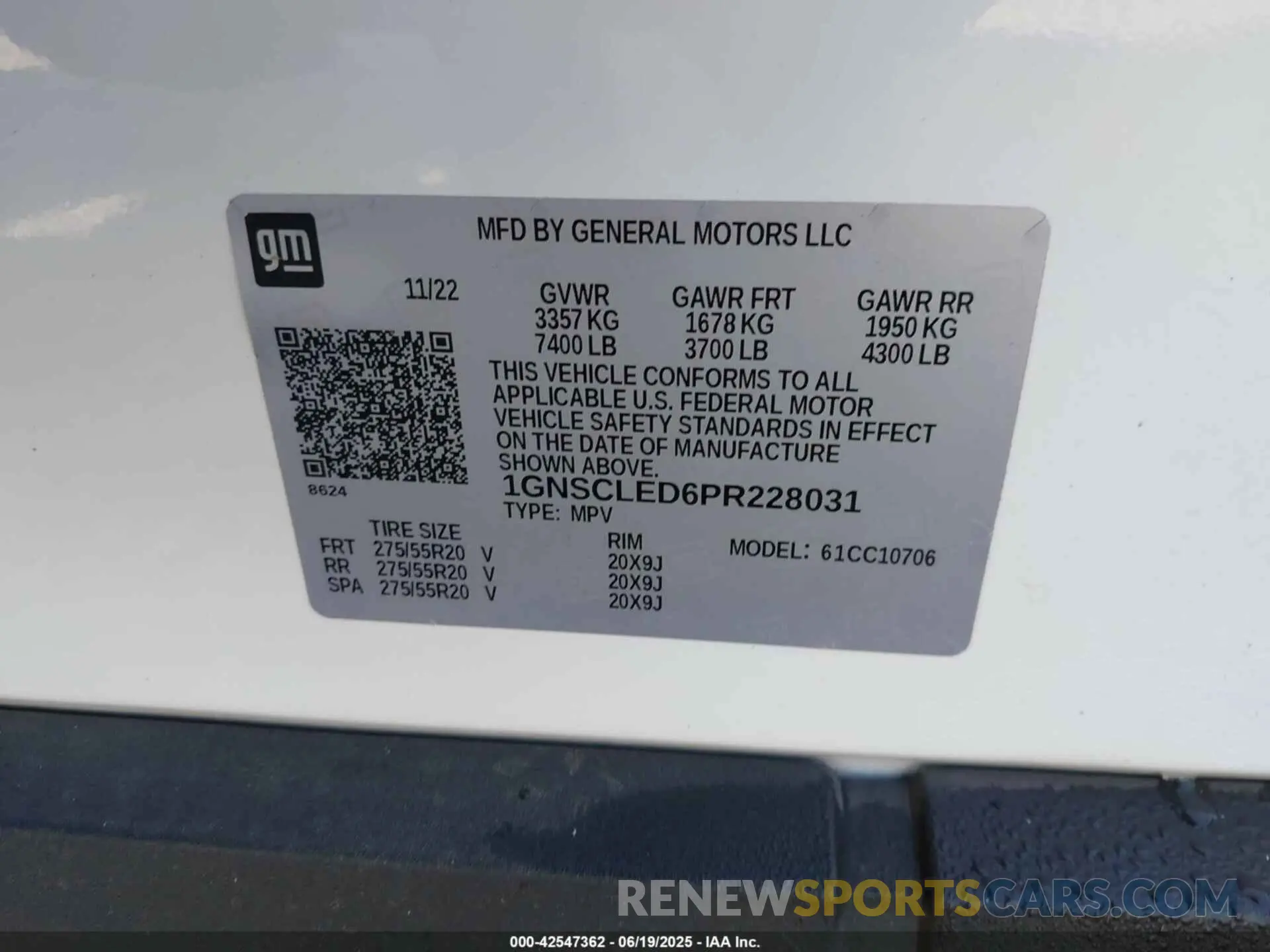 9 fotografías del automóvil dañado 1GNSCLED6PR228031 CHEVROLET TAHOE 2023
