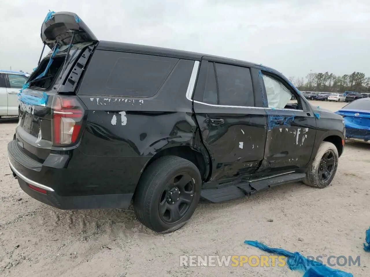 3 fotografías del automóvil dañado 1GNSCLED6PR415916 CHEVROLET TAHOE 2023