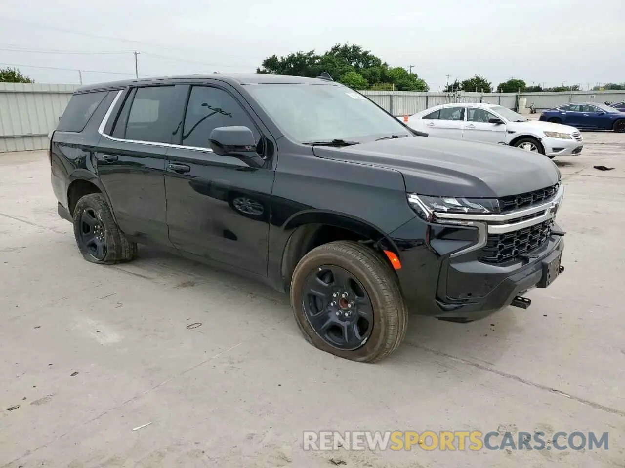 4 fotografías del automóvil dañado 1GNSCLED7PR428027 CHEVROLET TAHOE 2023