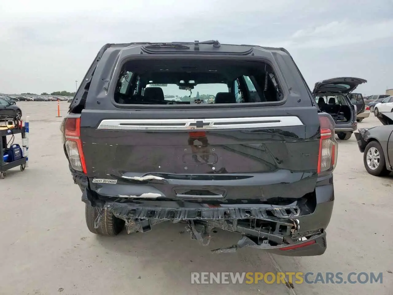6 fotografías del automóvil dañado 1GNSCLED7PR428027 CHEVROLET TAHOE 2023
