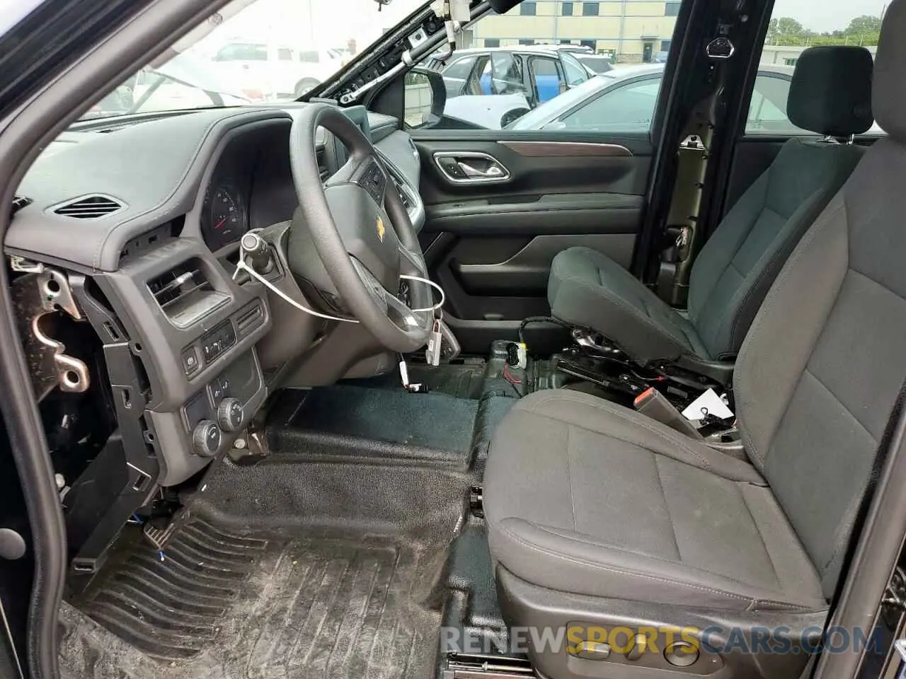 7 fotografías del automóvil dañado 1GNSCLED7PR428027 CHEVROLET TAHOE 2023