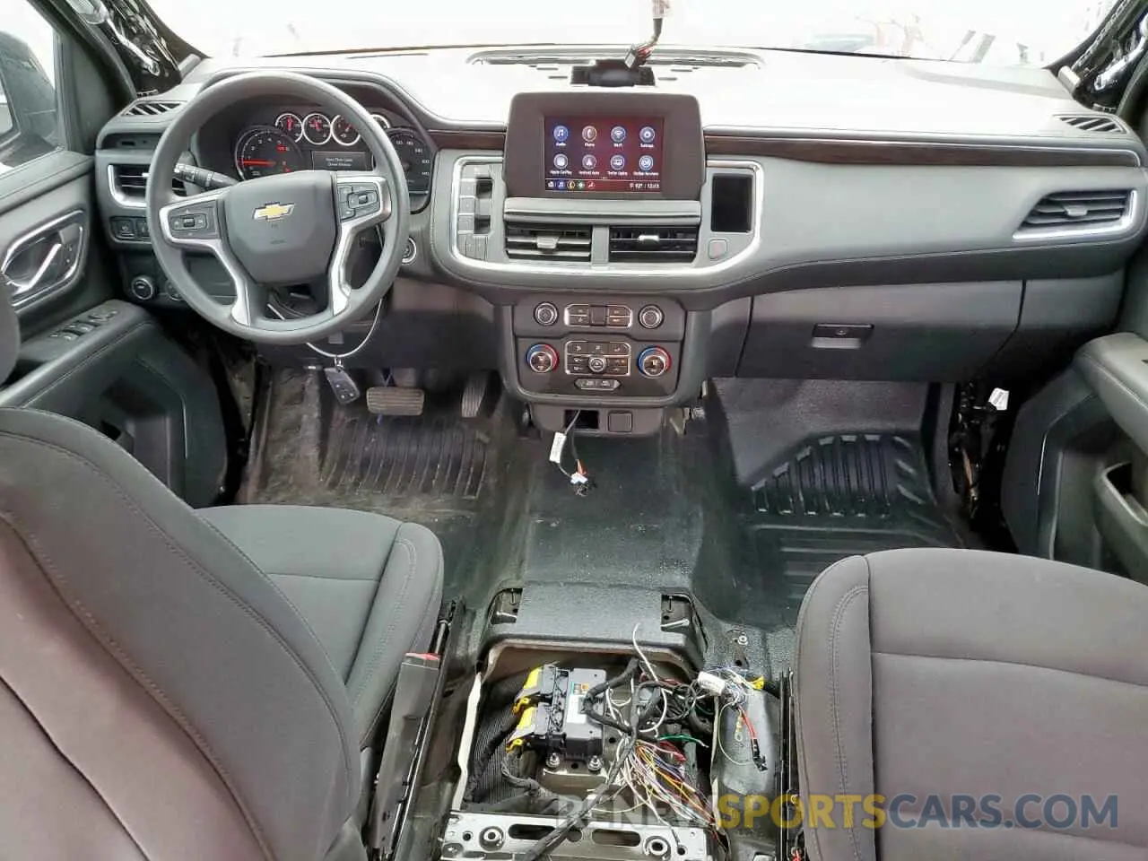 8 fotografías del automóvil dañado 1GNSCLED7PR428027 CHEVROLET TAHOE 2023