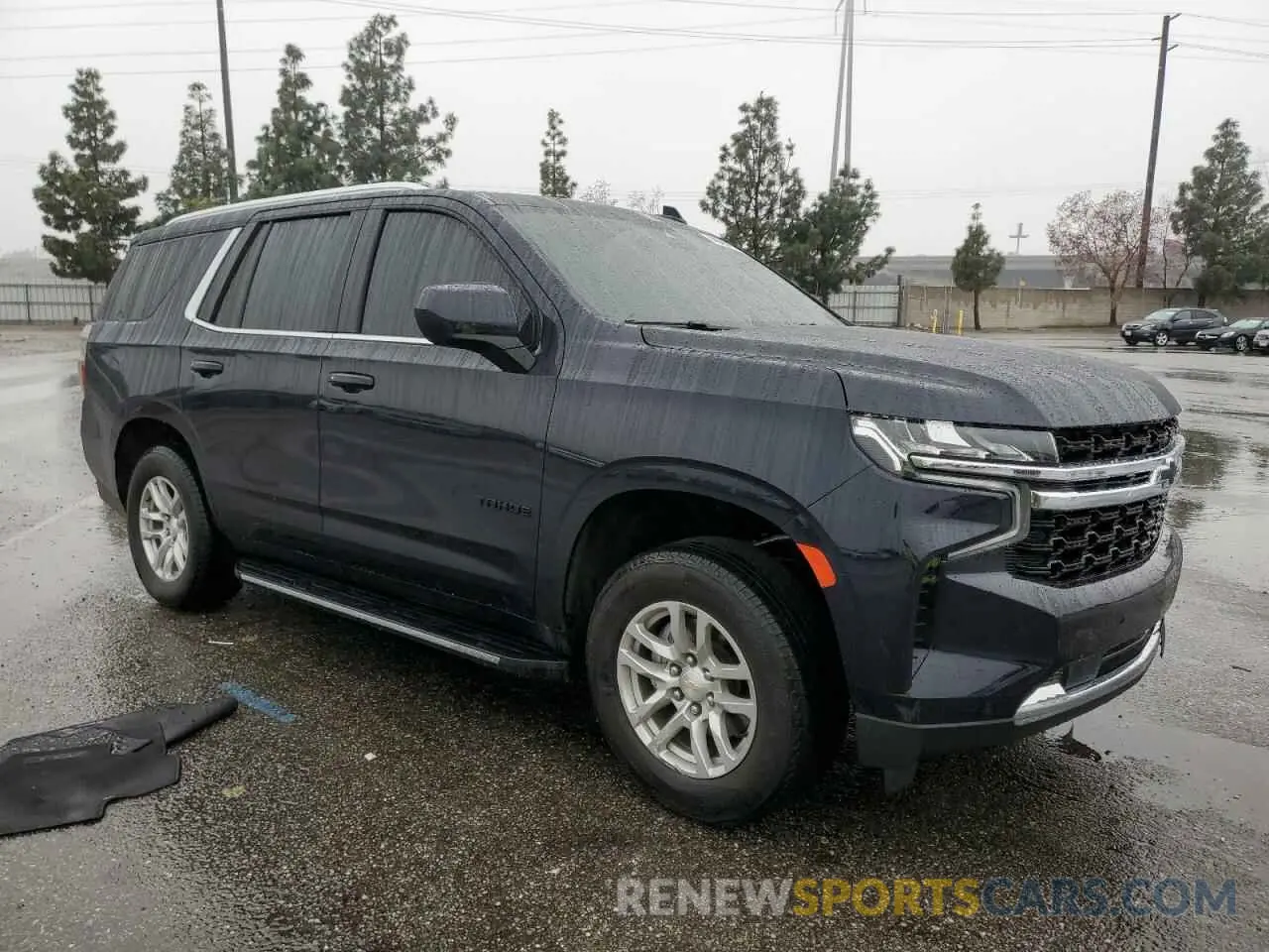 4 fotografías del automóvil dañado 1GNSCMED0PR286044 CHEVROLET TAHOE 2023