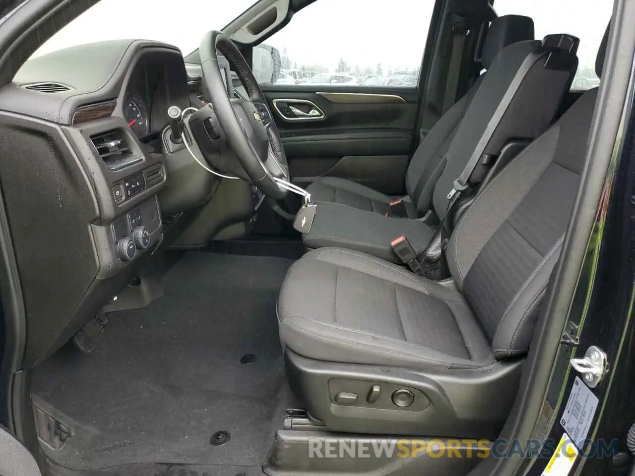 7 fotografías del automóvil dañado 1GNSCMED0PR286044 CHEVROLET TAHOE 2023