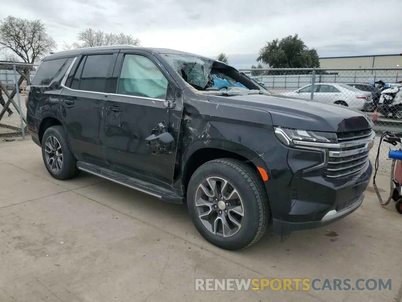 4 fotografías del automóvil dañado 1GNSCNKD2PR168880 CHEVROLET TAHOE 2023